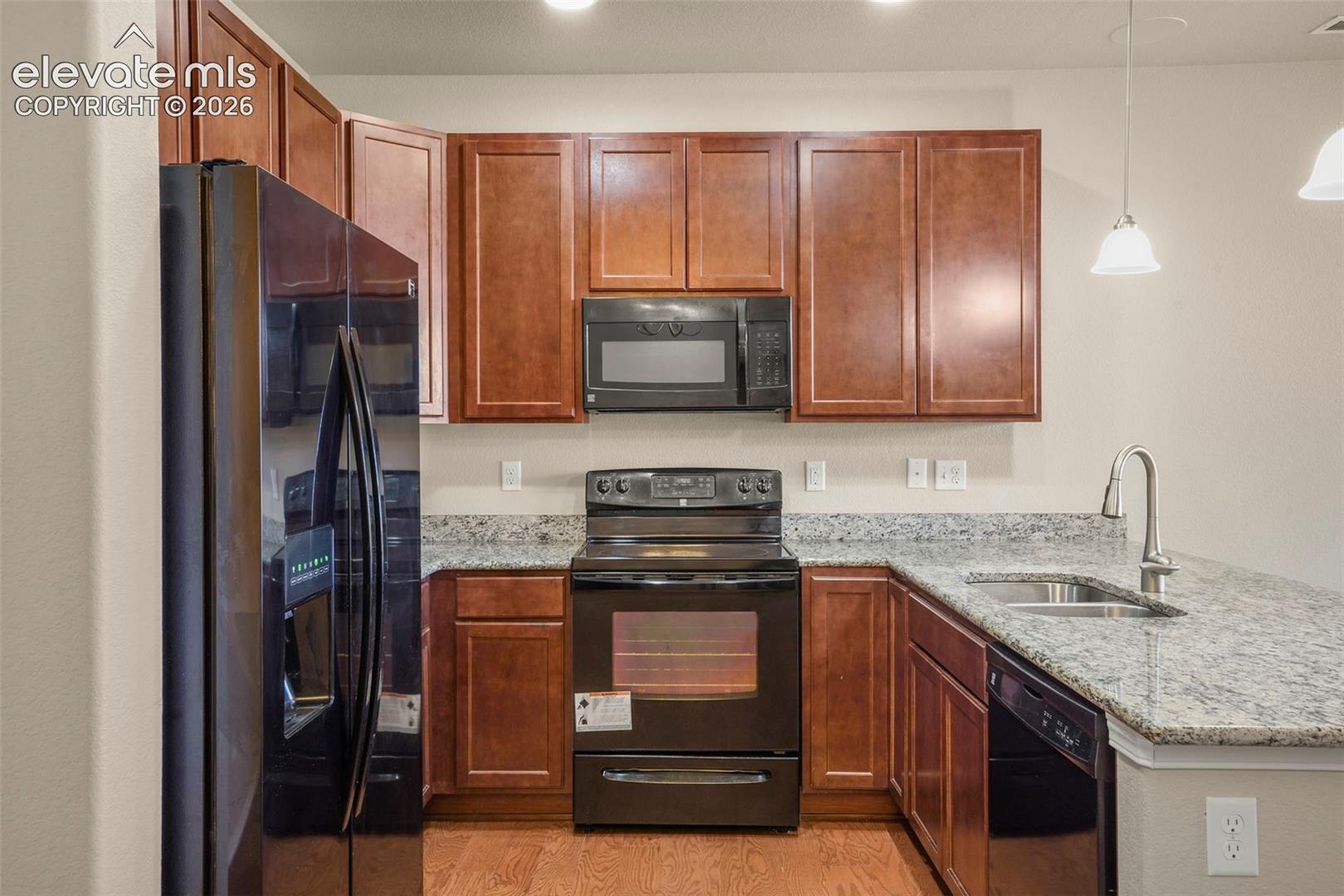 5318 Prominence Point, photo 17