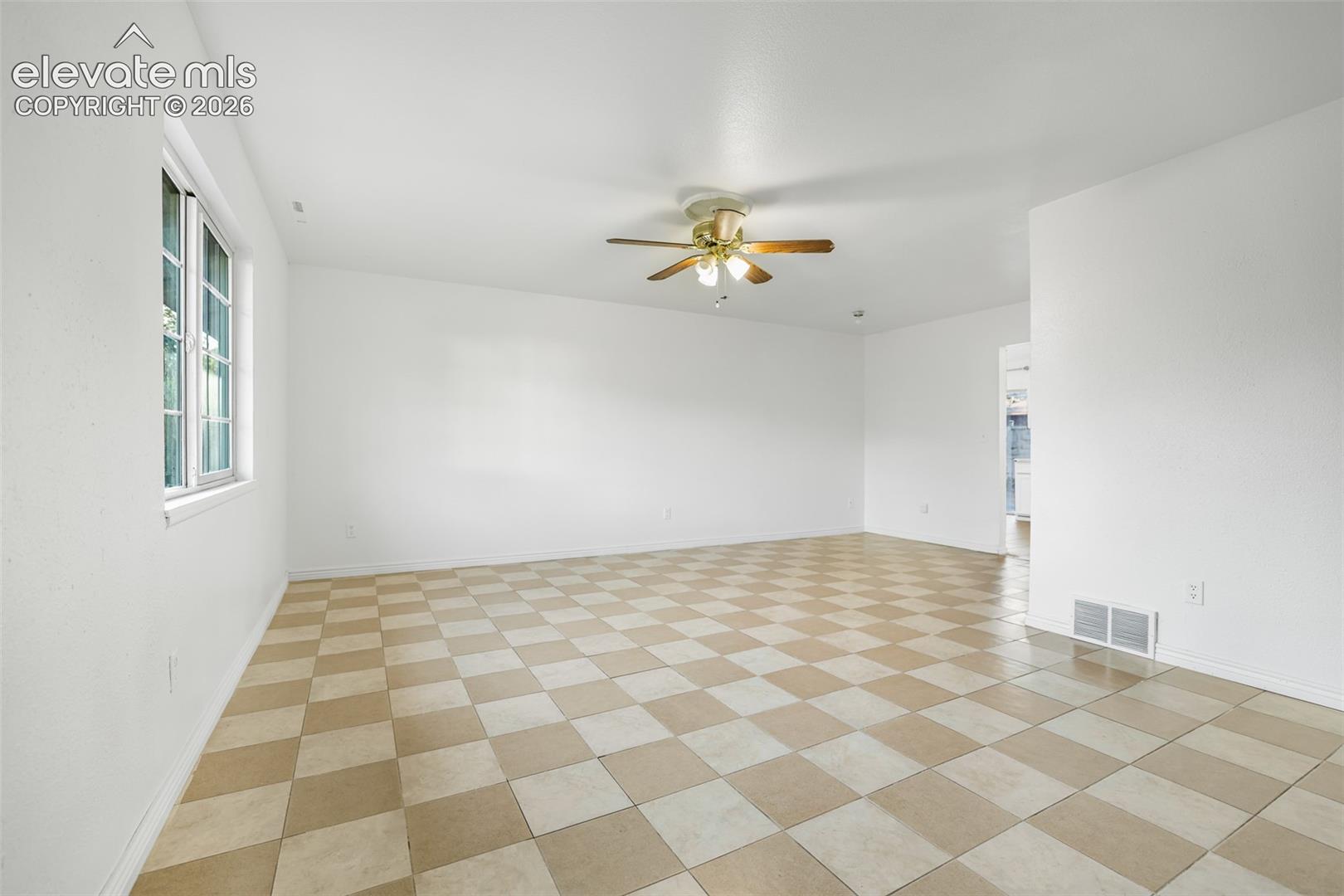 3463 Springnite Drive, photo 3