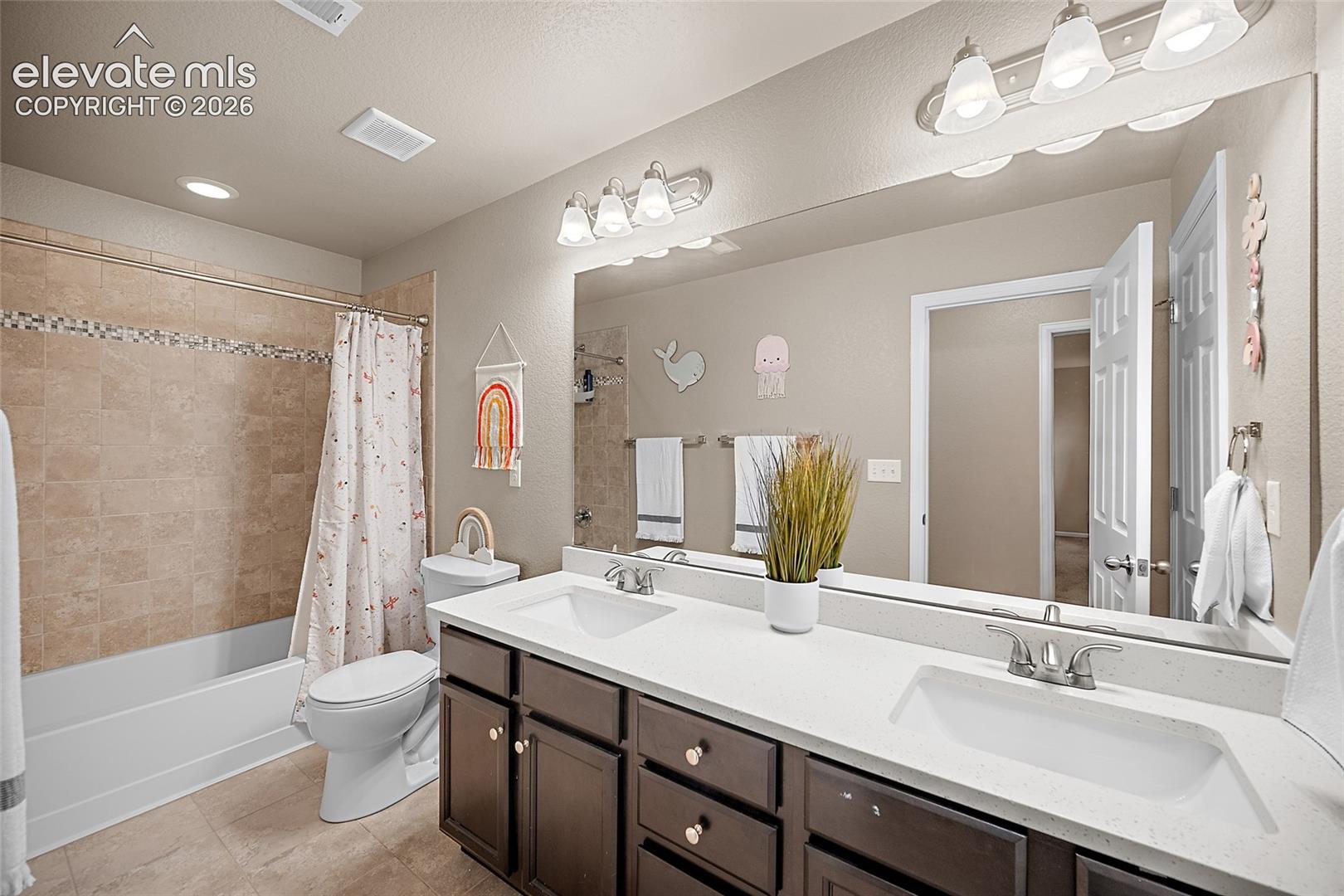 Listing photo 21 for 7830 Springwood Terrace
