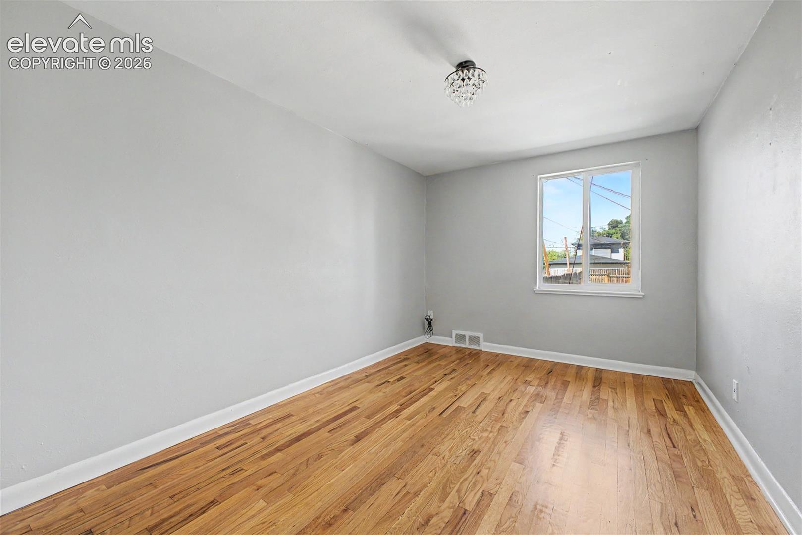 Listing photo 21 for 3505 N Elizabeth Street
