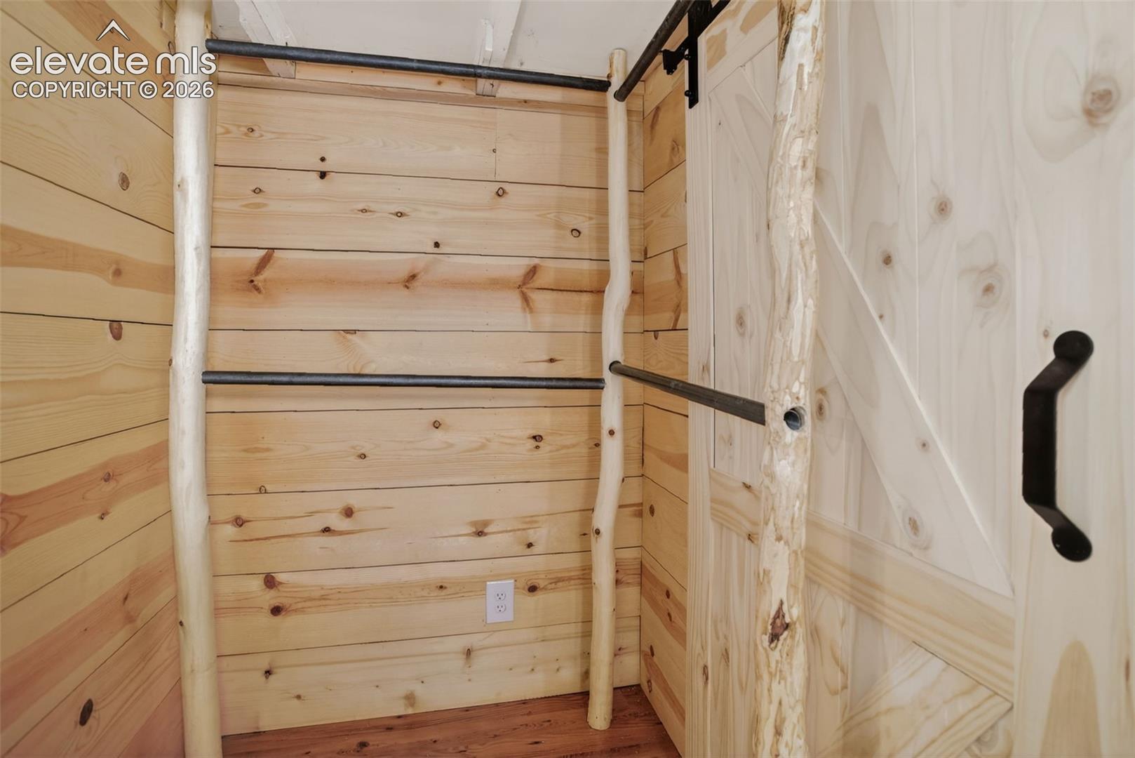 4 Honeysuckle Road, photo 14