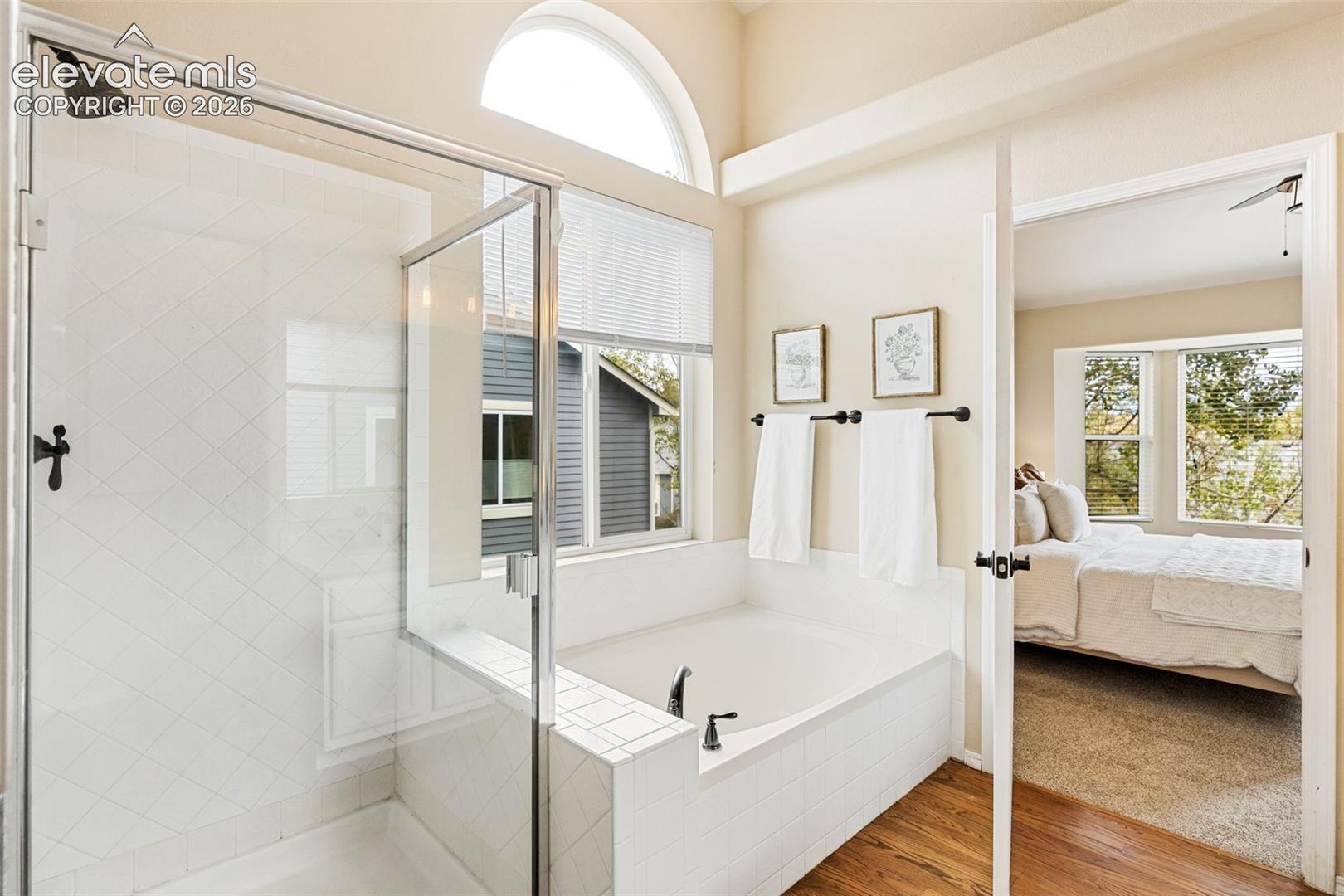 Listing photo 16 for 6689 Showhorse Court