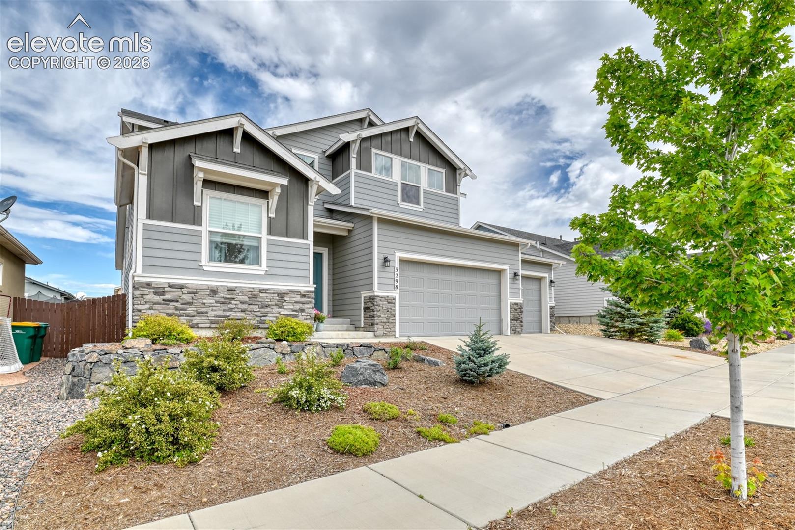 3298 Golden Meadow Way