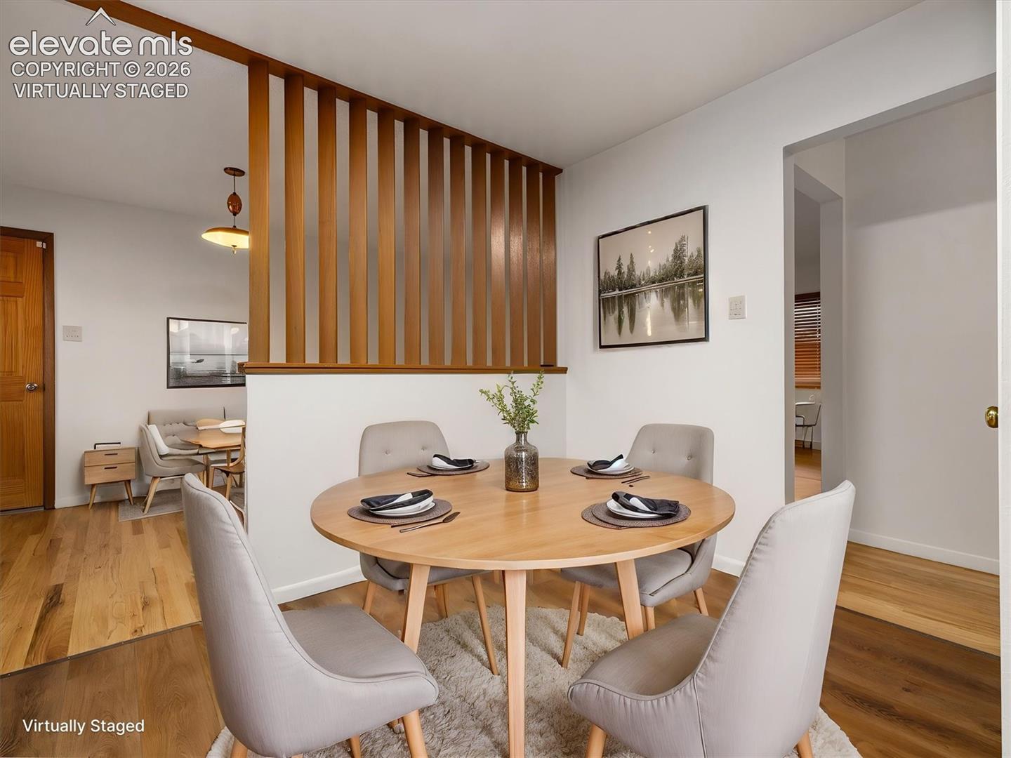 Listing photo 8 for 321 W Adams Avenue