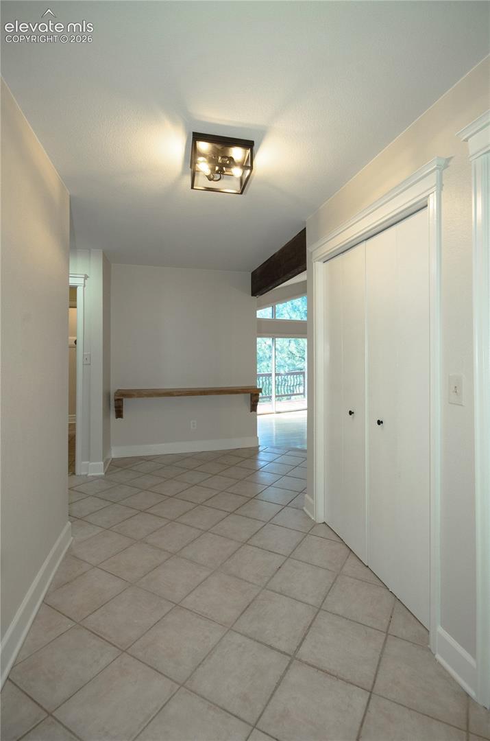 Listing photo 12 for 17360 E Caribou Drive