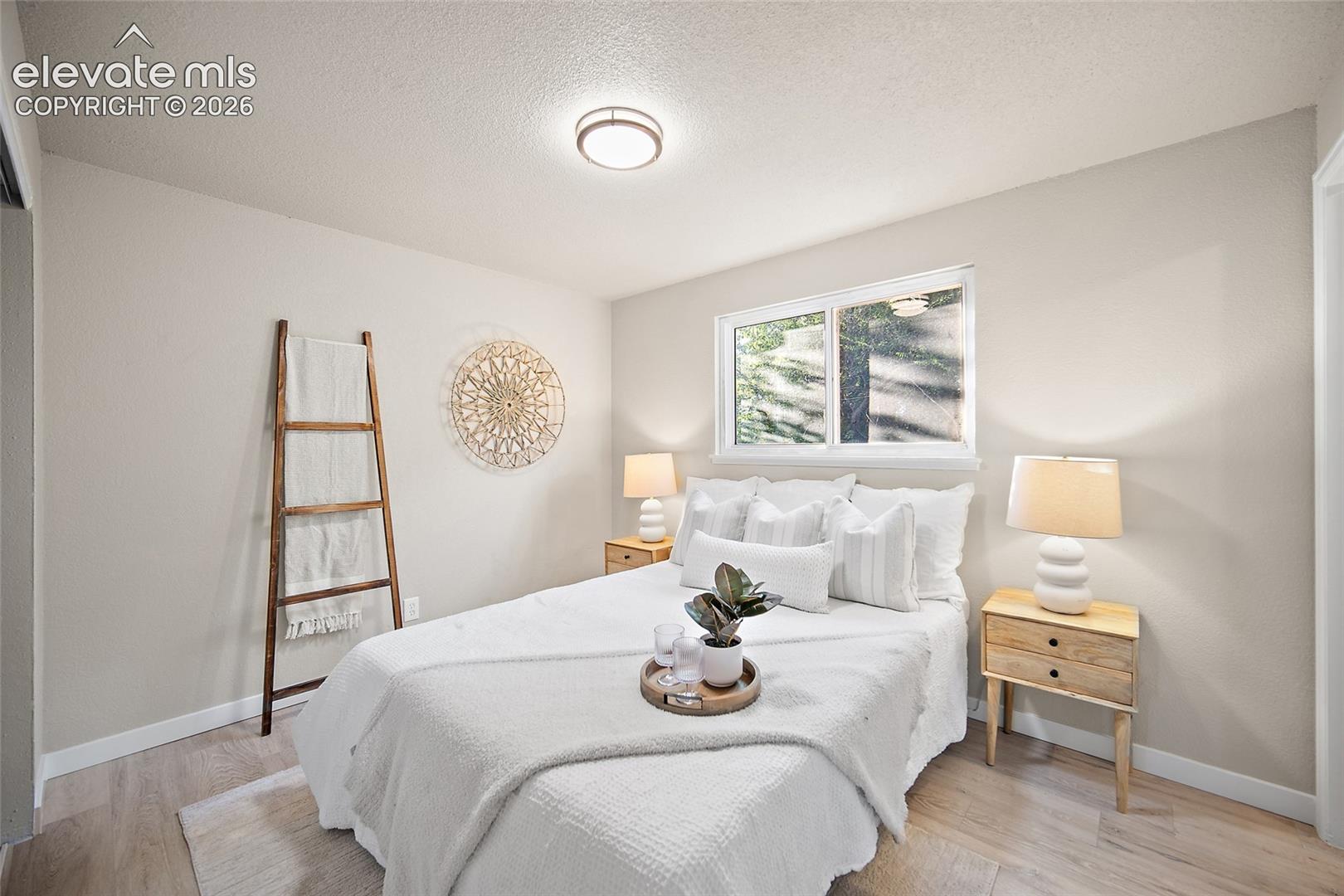 Listing photo 18 for 3928 E Pikes Peak Avenue