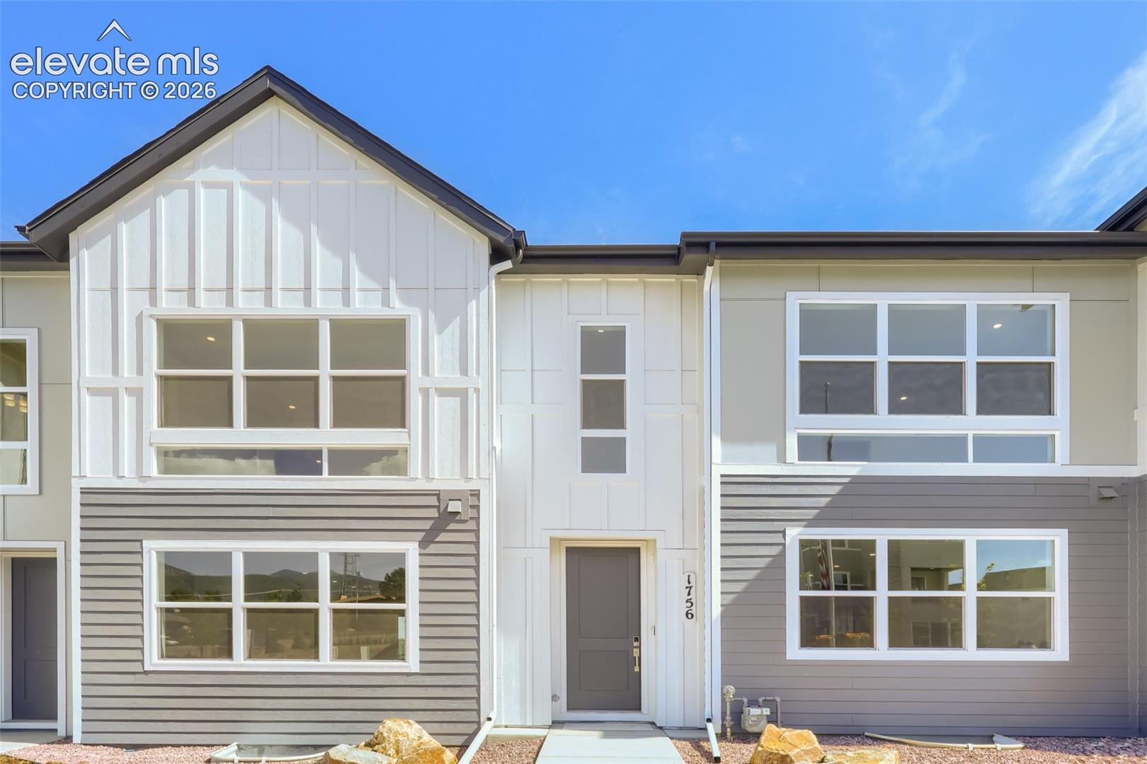 1756 Keystone Crest Lane