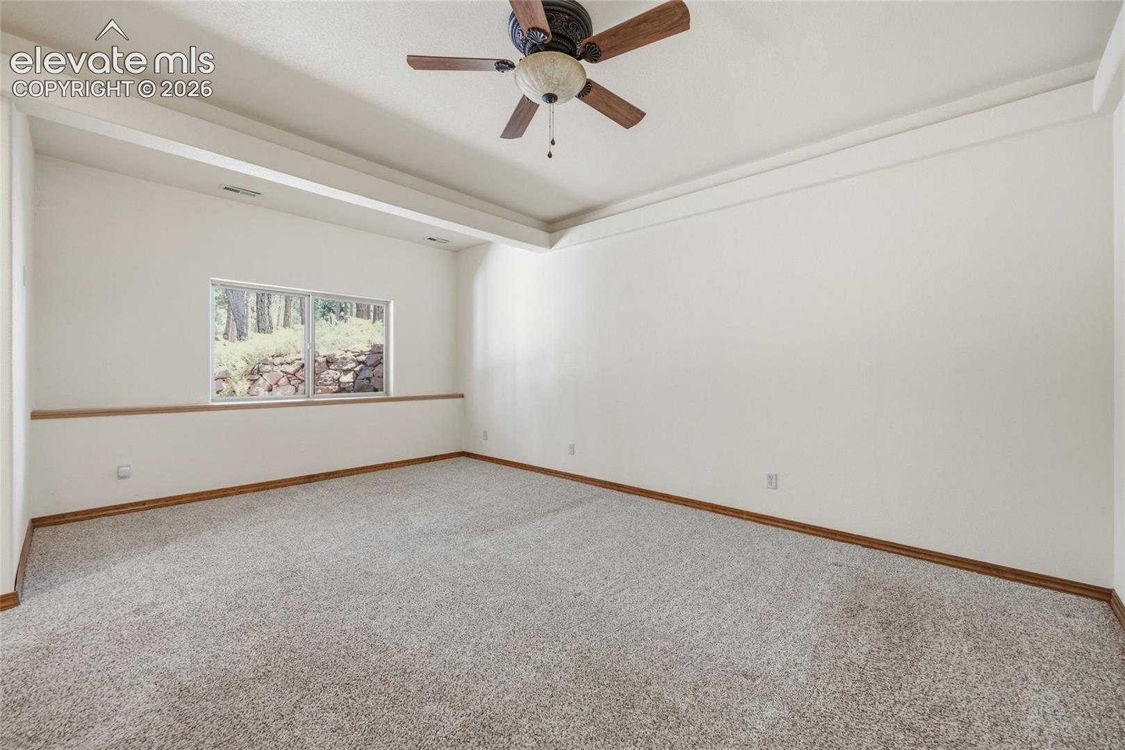 Listing photo 45 for 164 Metcalf Lane
