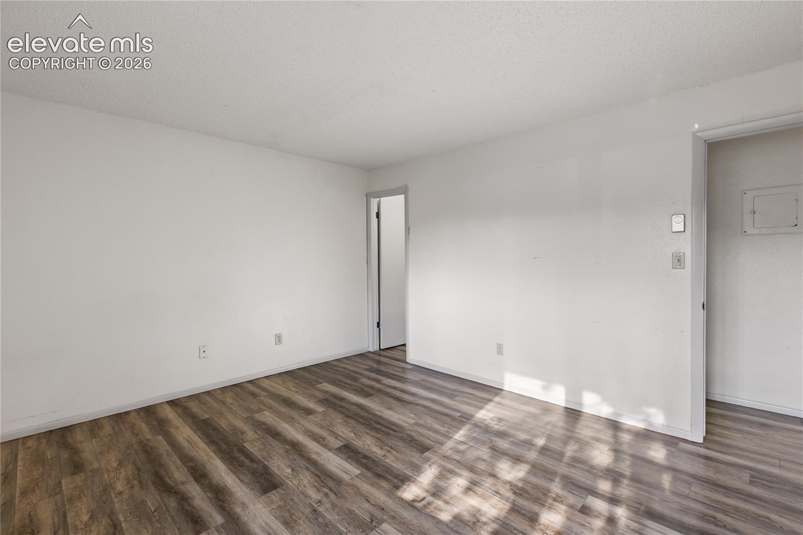 Listing photo 8 for 401 Forest Edge Road A5
