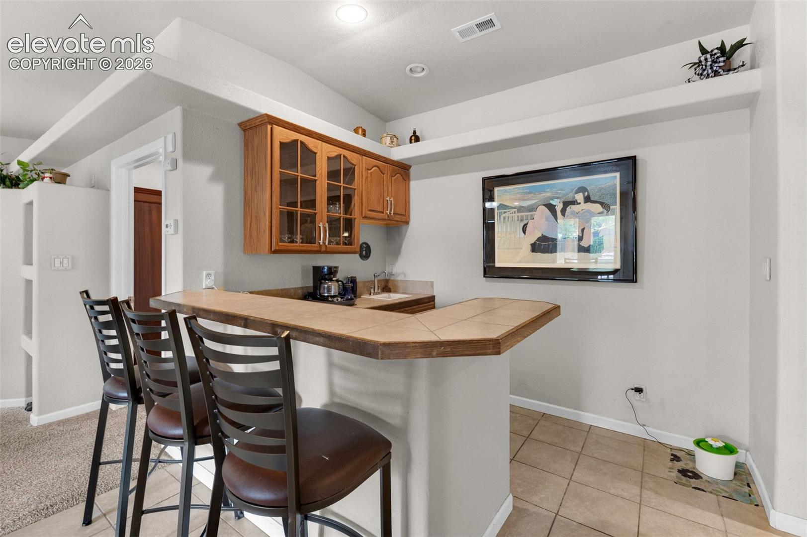 Listing photo 15 for 2935 Country Club Drive