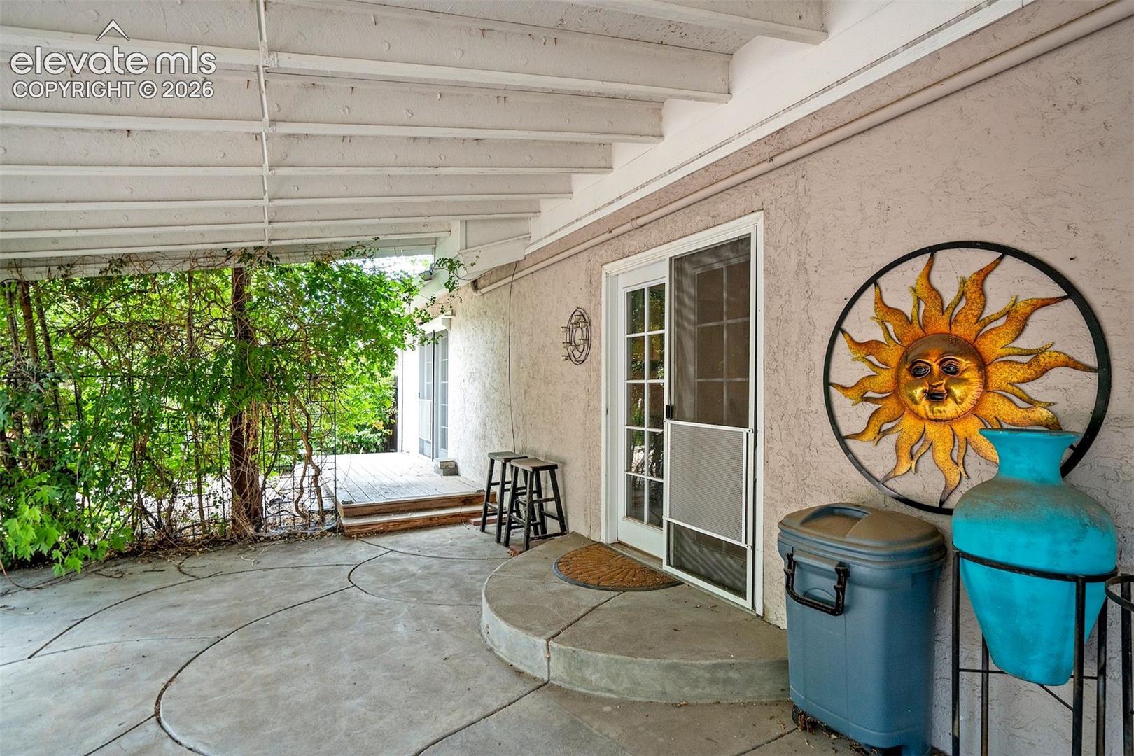 Listing photo 32 for 705 Grand Boulevard