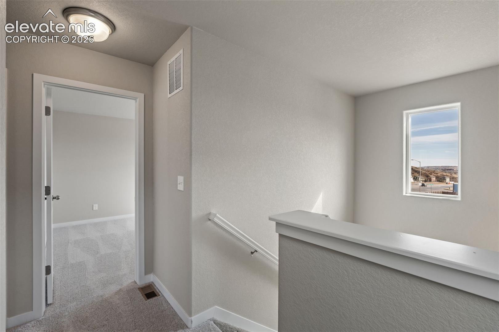 Listing photo 19 for 4536 Hawk Haven View