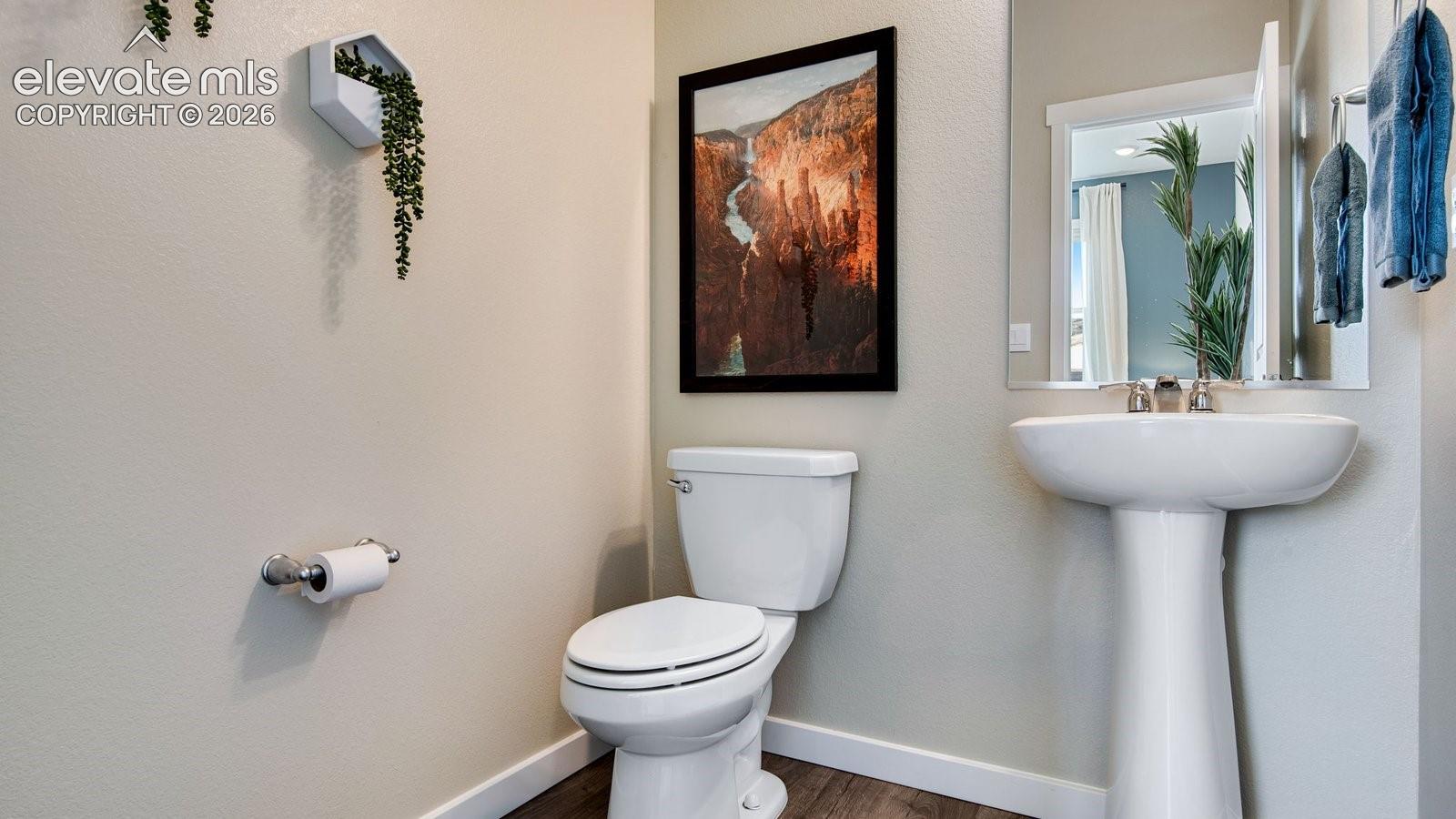 Listing photo 12 for 3645 Glenna Place