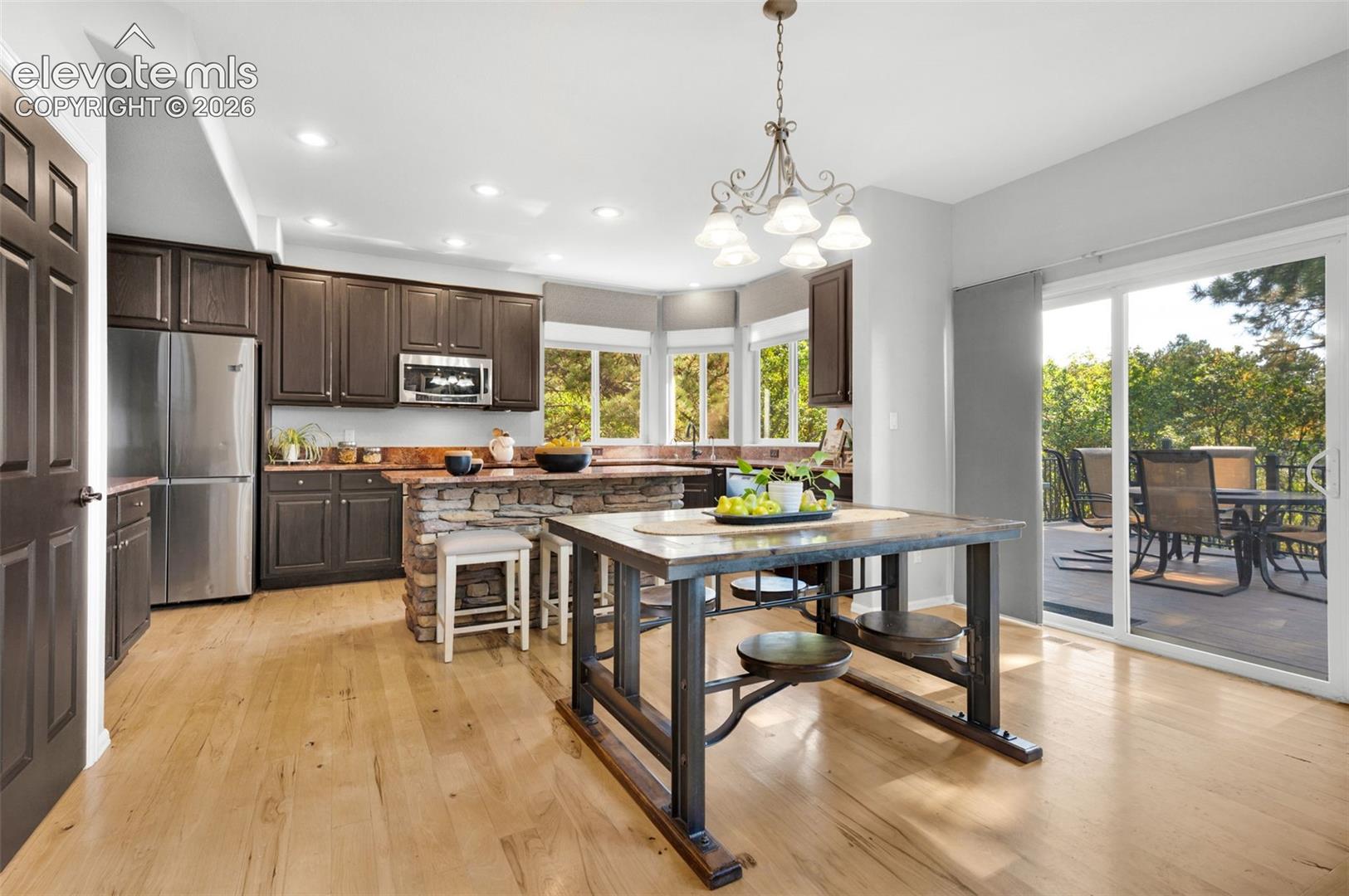 Listing photo 12 for 1605 Capadaro Court