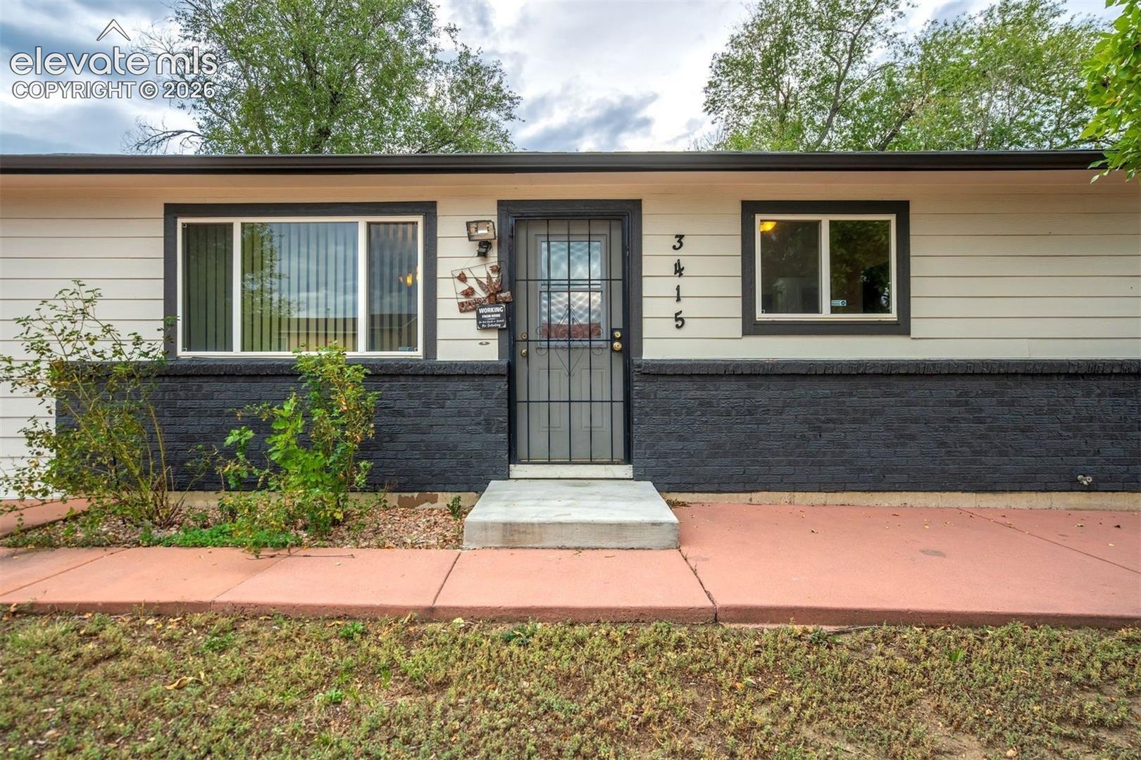 Listing photo 46 for 3415 Bridgewood Lane