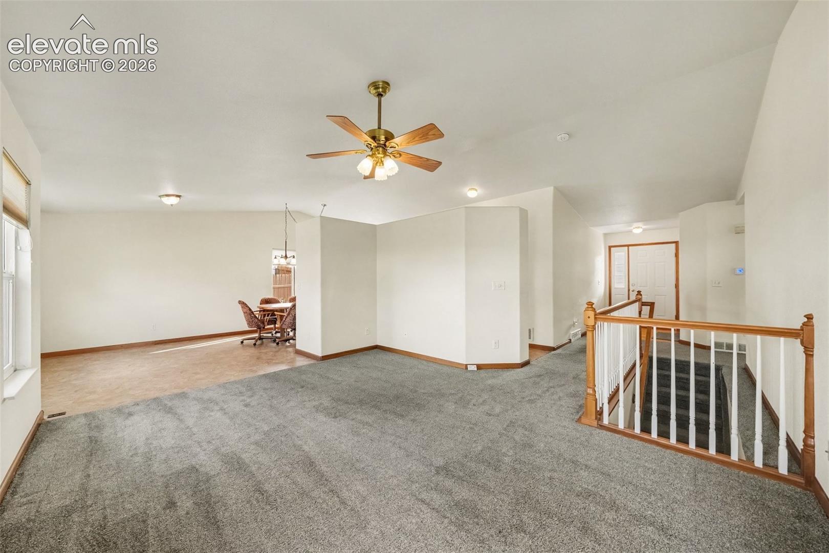 772 Foxwood Drive, photo 4
