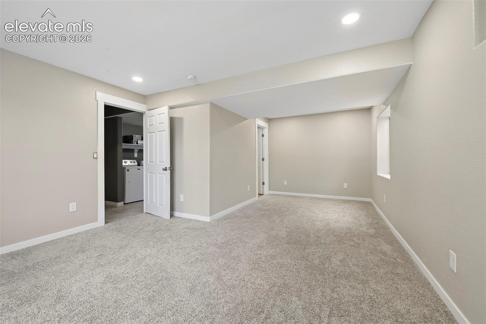 Listing photo 18 for 1276 Livingston Avenue