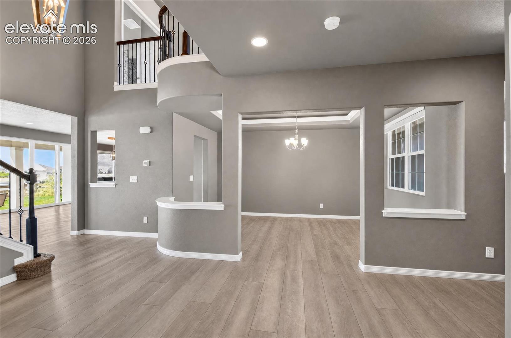 Listing photo 3 for 9622 Fairway Glen Drive