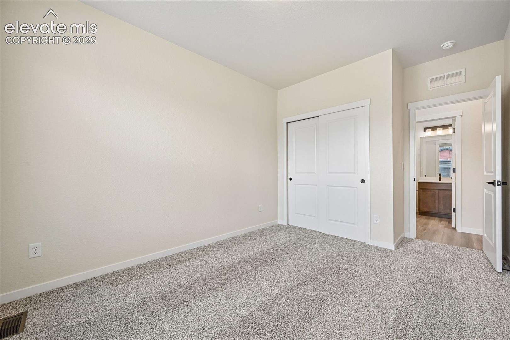 Listing photo 27 for 9684 Blaurock Drive