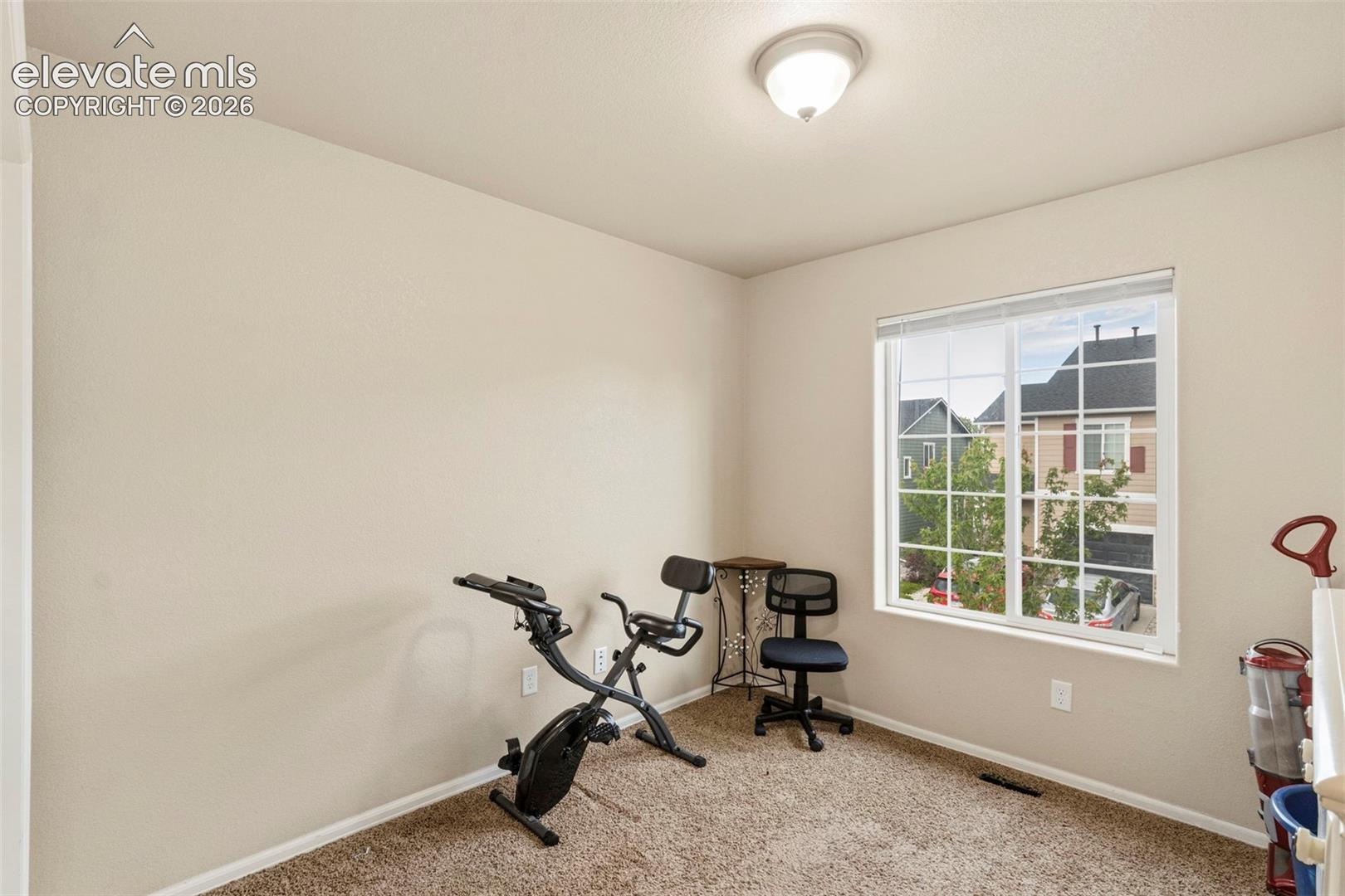 Listing photo 20 for 4883 Painted Sky View