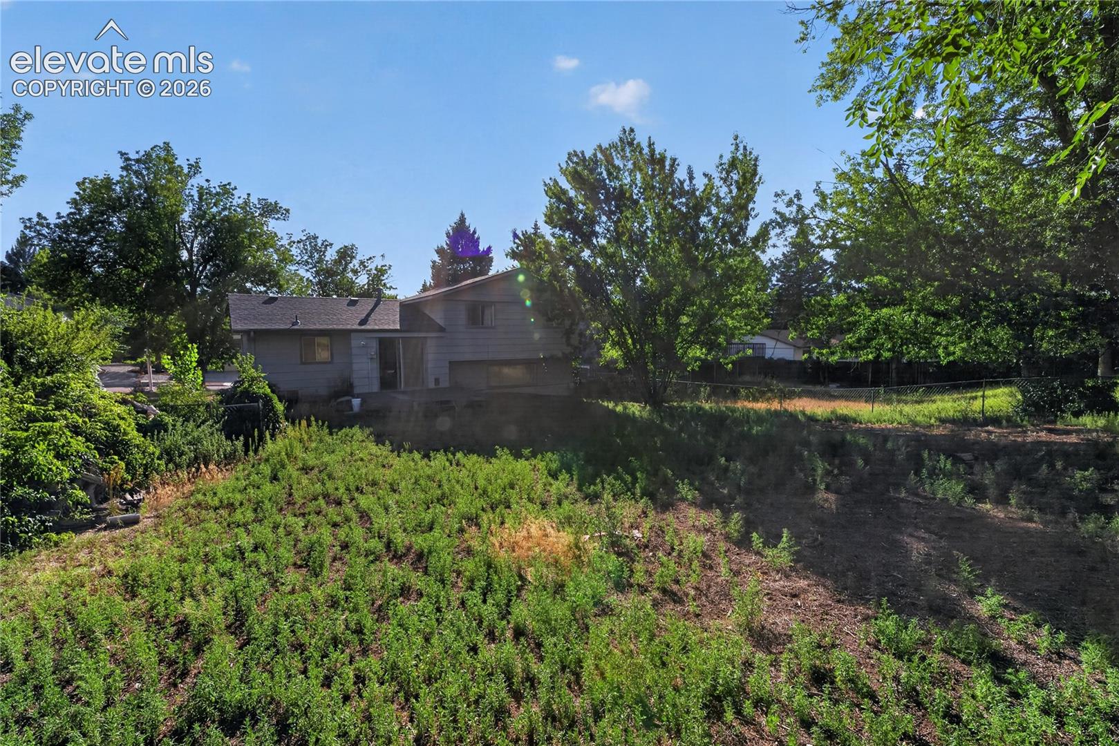 Listing photo 16 for 4850 Windward Circle