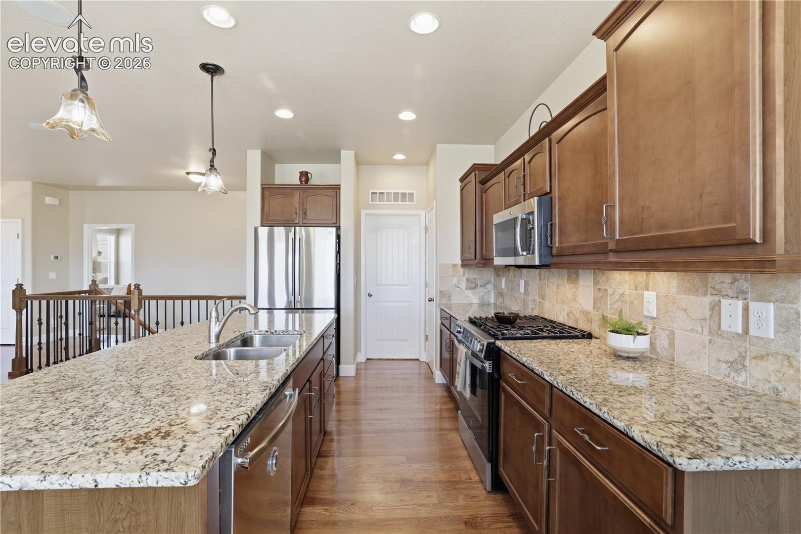 Listing photo 14 for 13036 Cupcake Heights