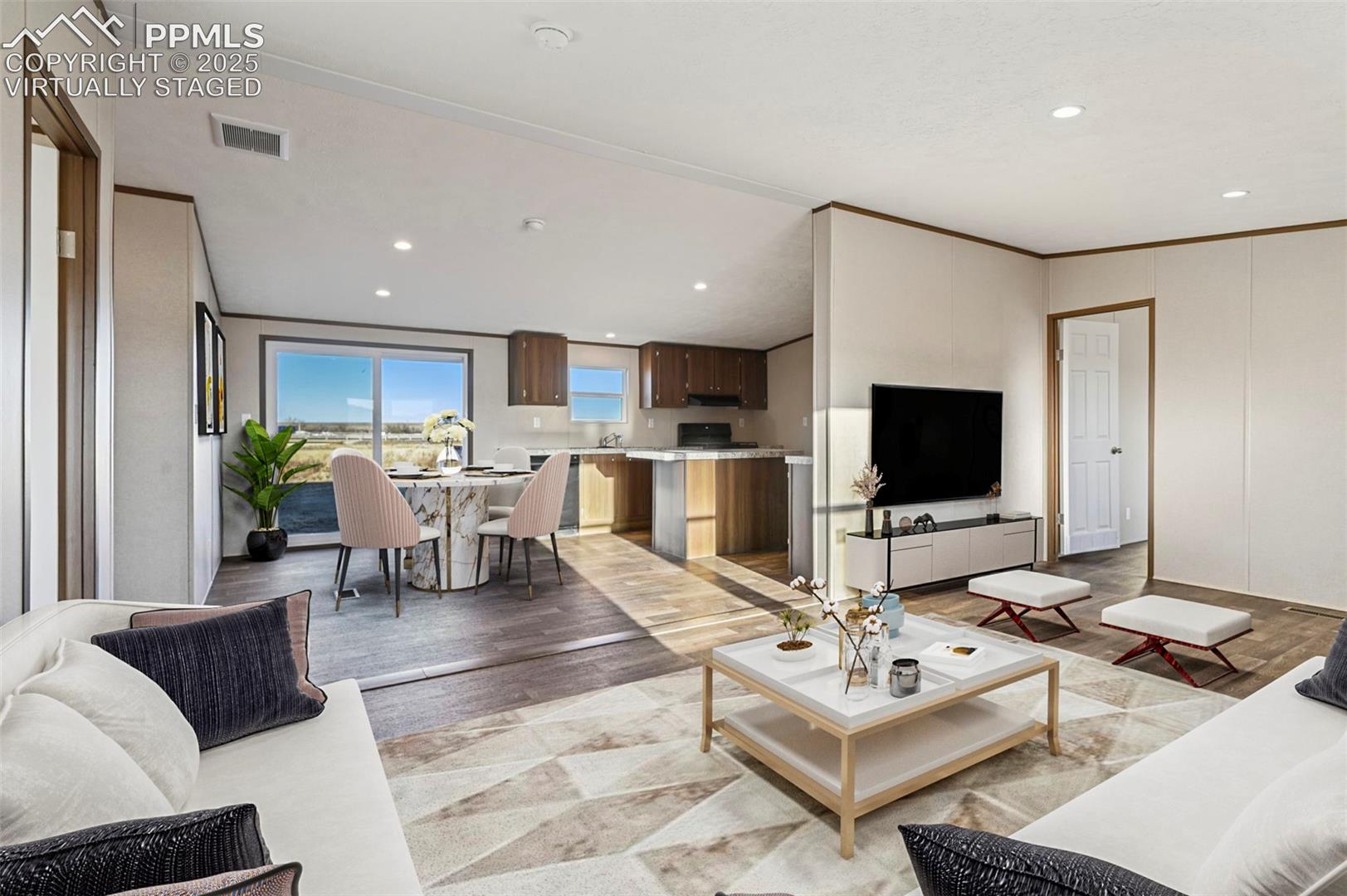 Listing photo 4 for 20585 Calle Pacifico Point