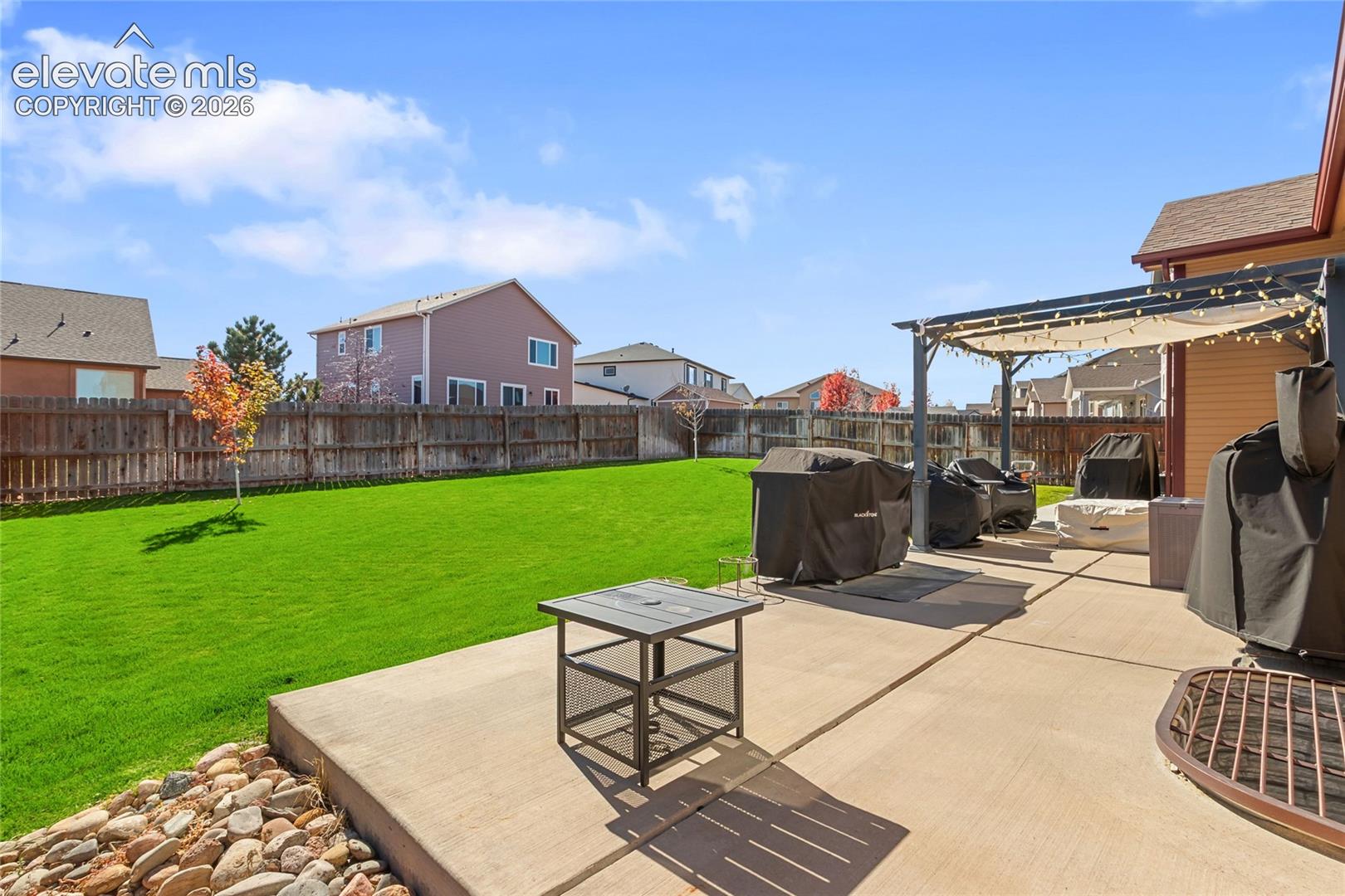 Listing photo 32 for 12773 Mt Harvard Drive