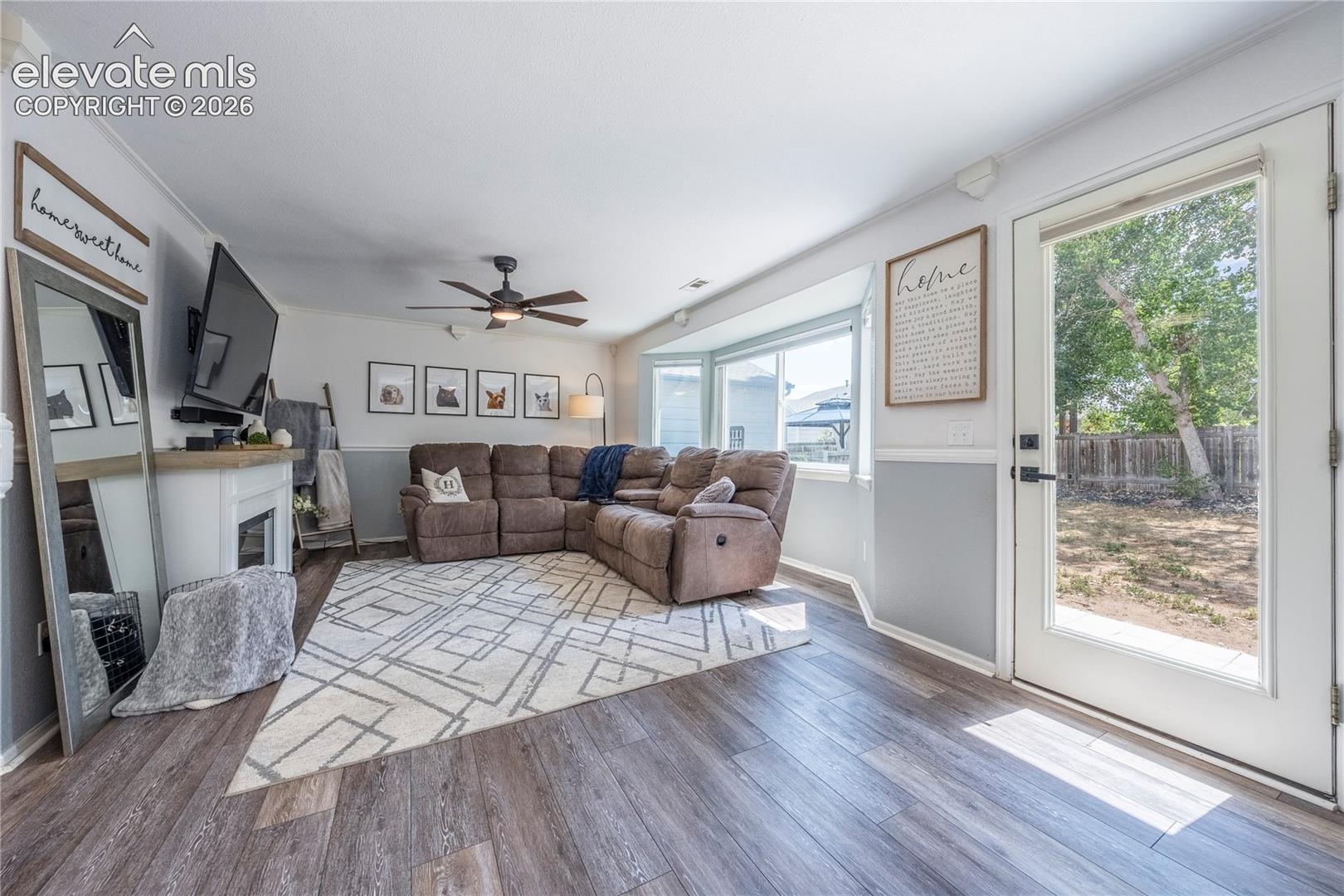 Listing photo 15 for 5664 Mesa Mountain Way