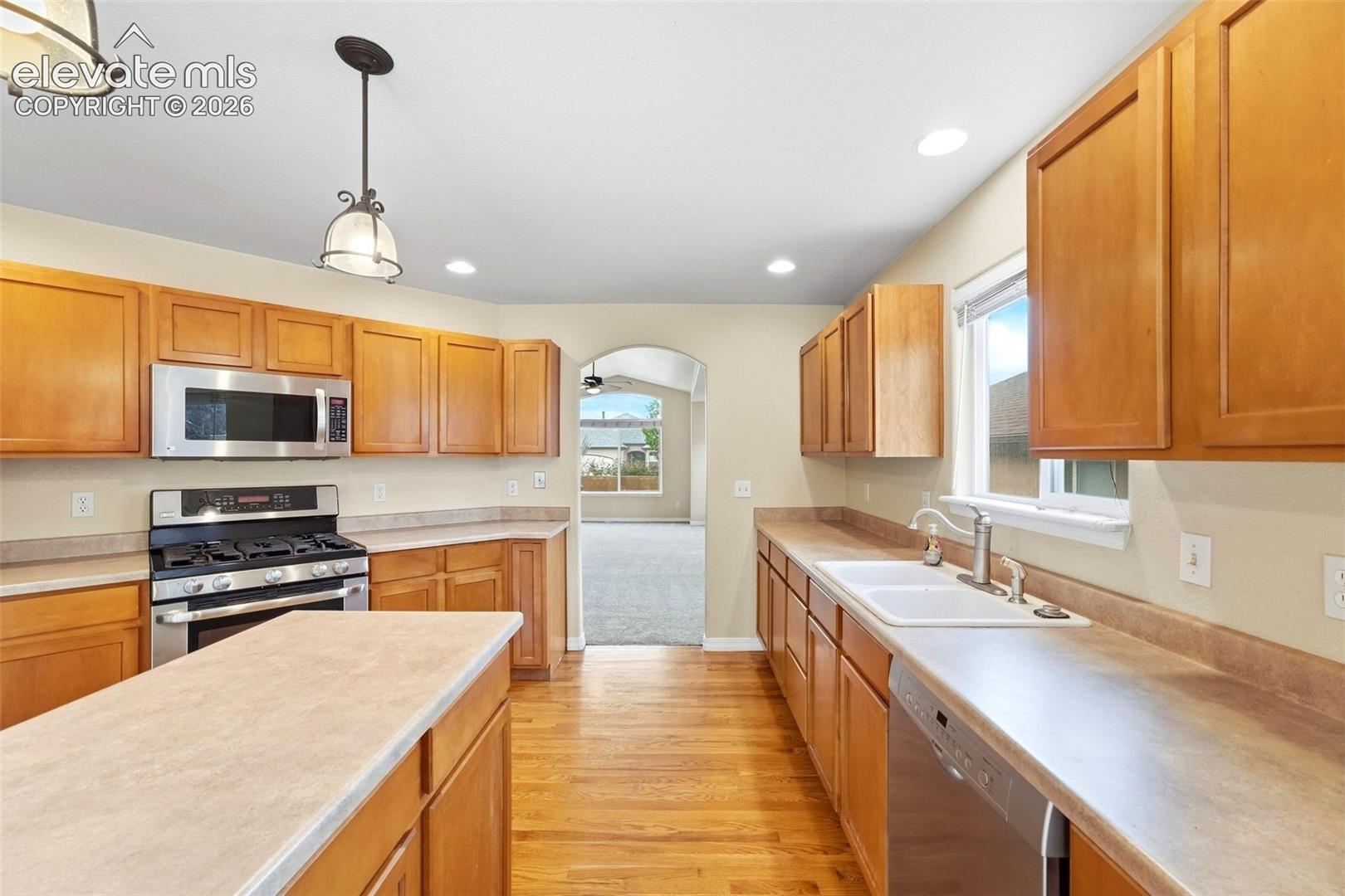 Listing photo 11 for 1167 Hill Mesa Court