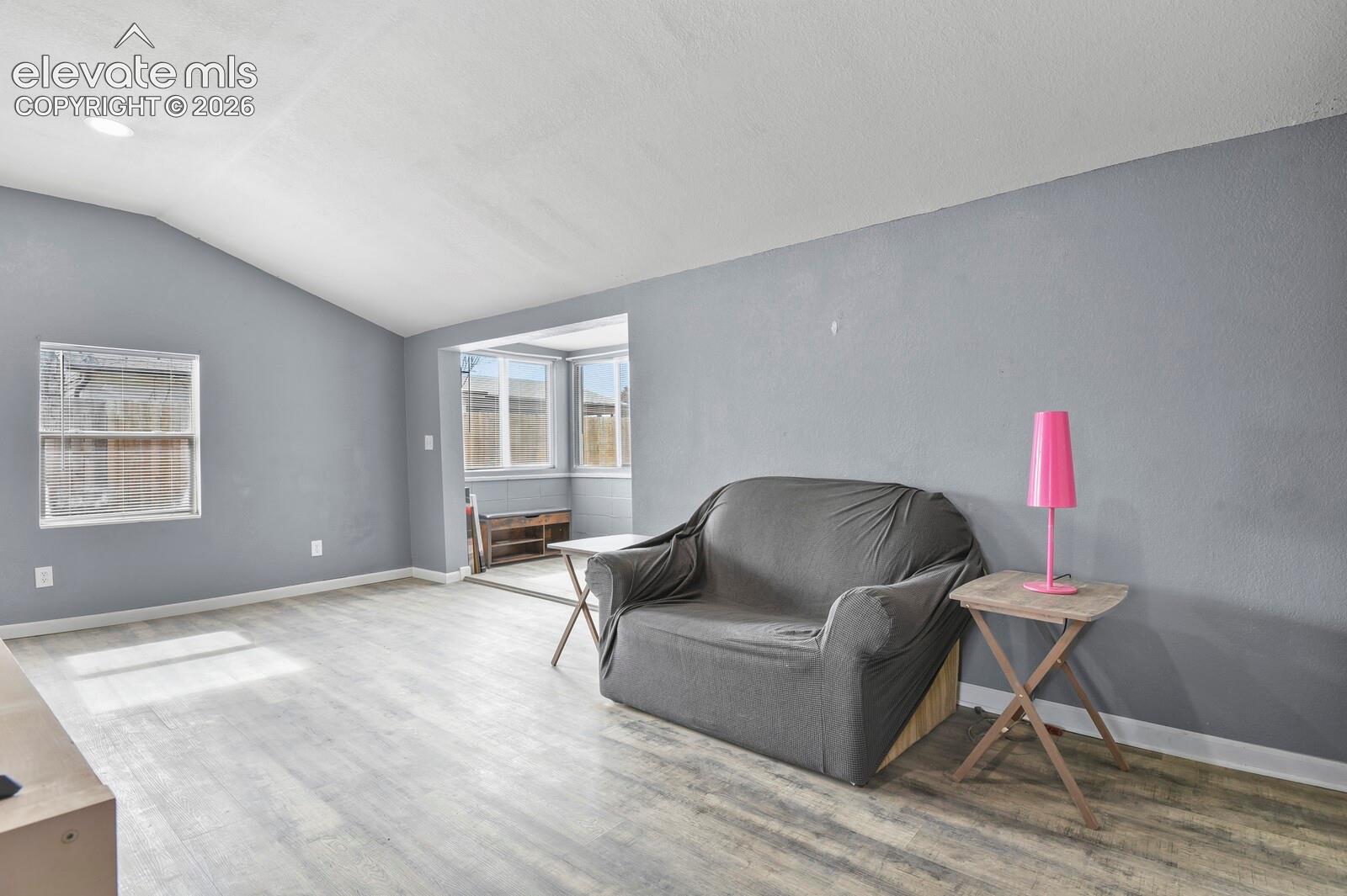 Listing photo 8 for 1640 Jackson Street