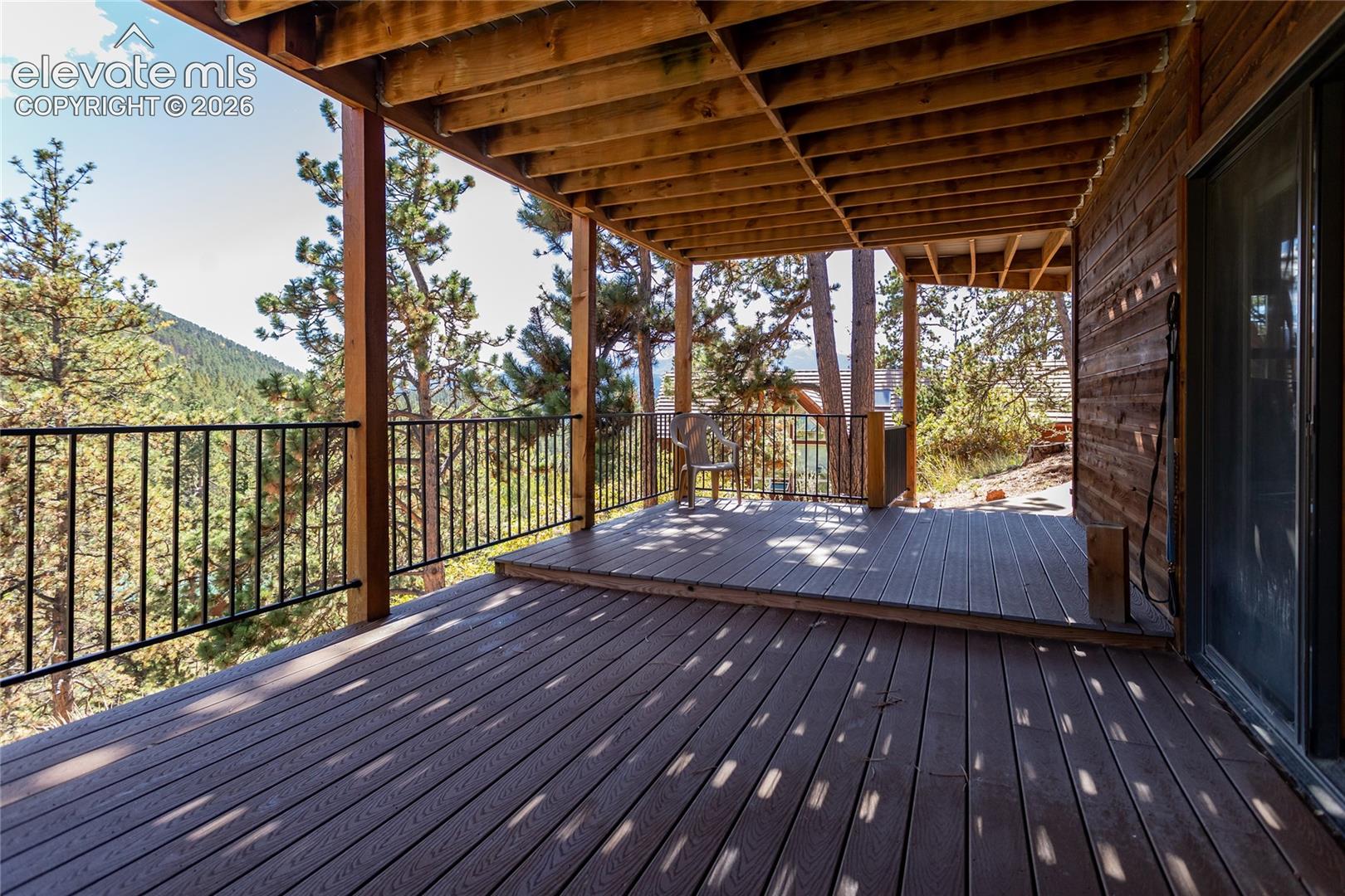 Listing photo 32 for 1325 Kings Crown Road