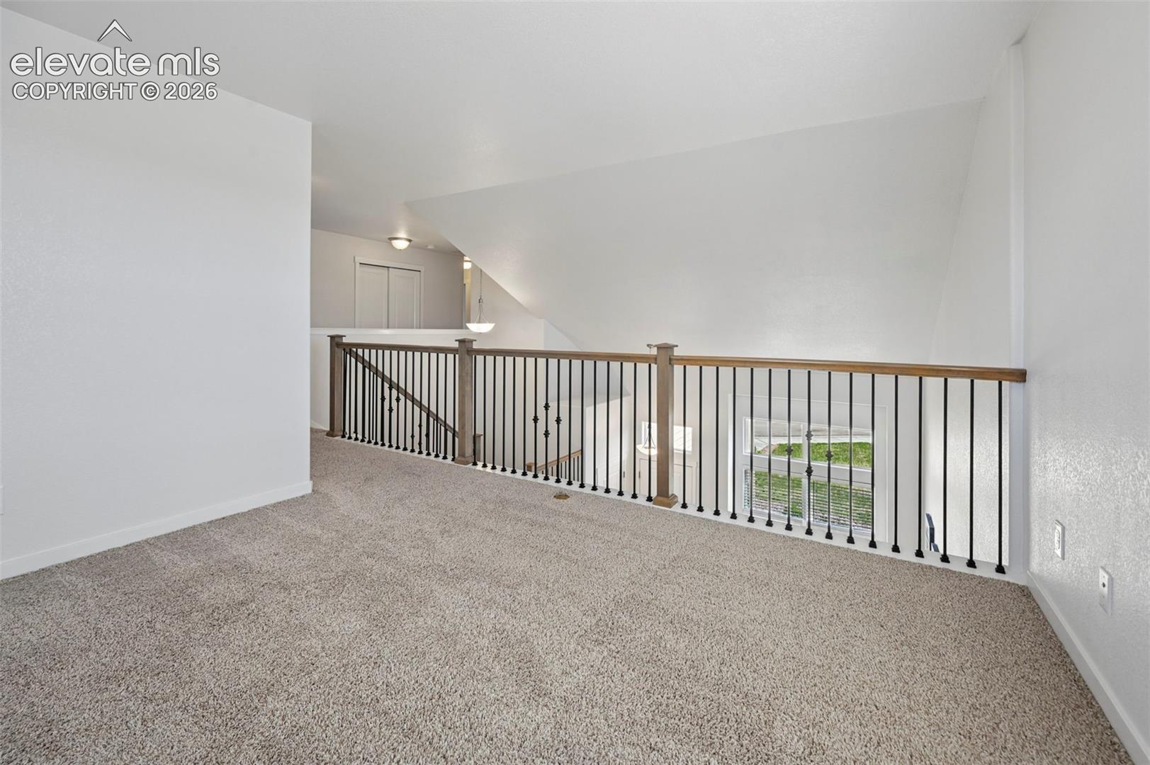 Listing photo 15 for 10112 Jaggar Way