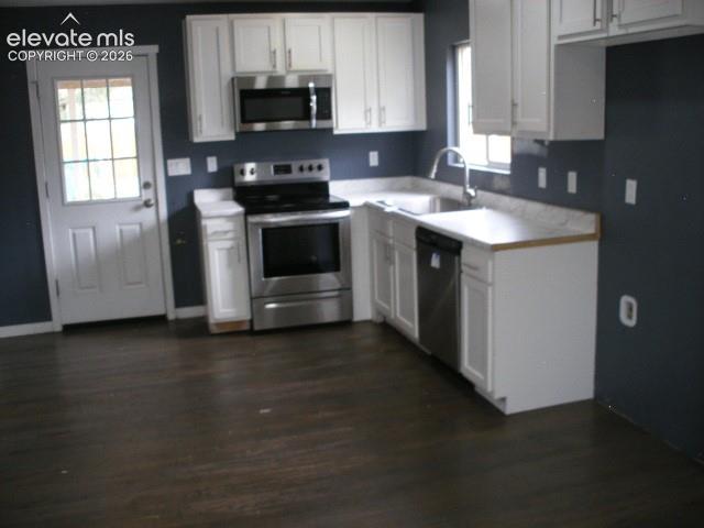 Listing photo 12 for 1140 Florence Avenue
