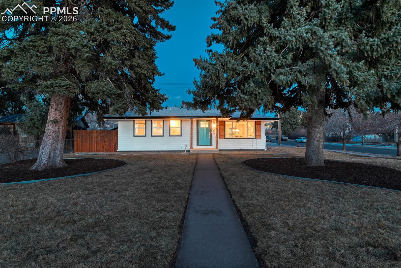 Listing photo 31 for 404 Front Street