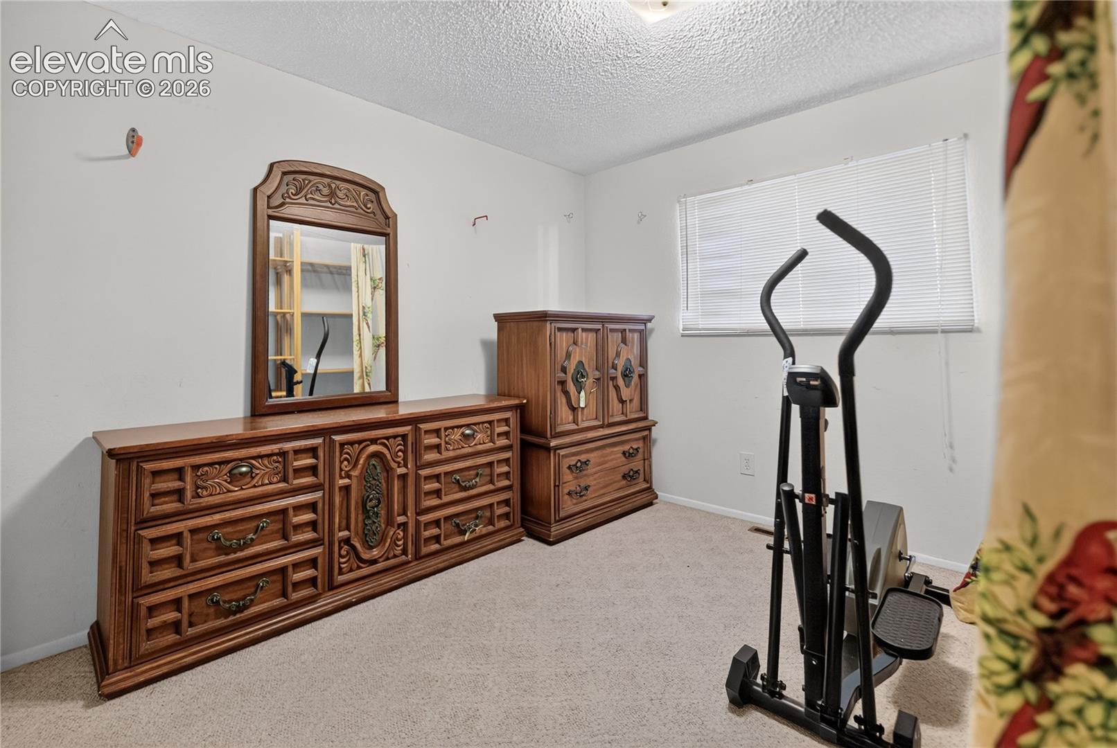 Listing photo 13 for 4850 Windward Circle