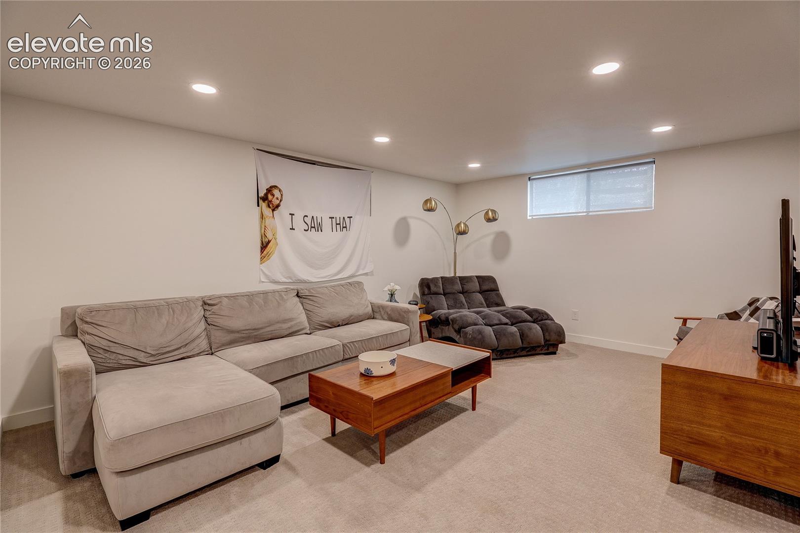 Listing photo 46 for 3981 S Hillcrest Drive