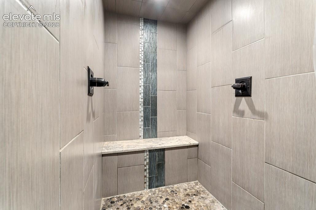 Listing photo 37 for 14490 Westchester Drive