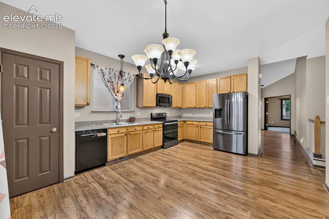 Listing photo 9 for 7542 Stephenville Road