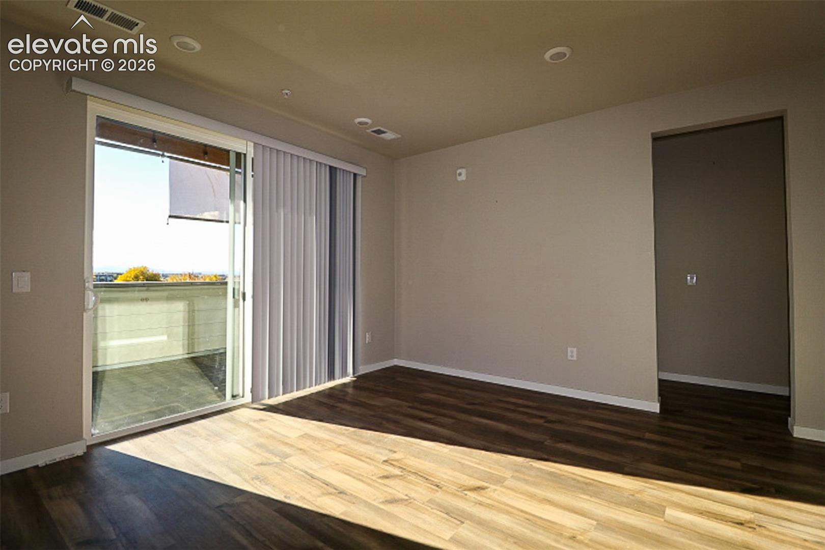 Listing photo 12 for 9295 Twenty Mile Road 204