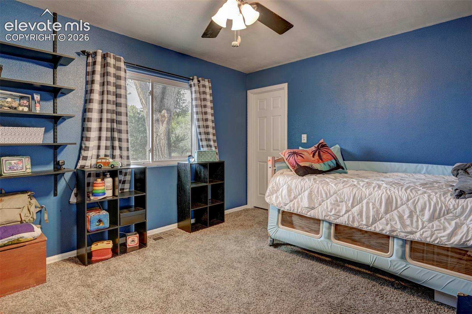 Listing photo 23 for 8170 Valli-Farm Road