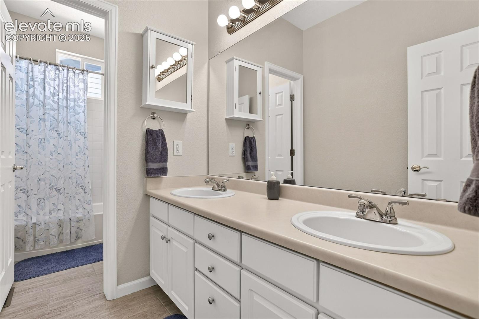 Listing photo 31 for 20737 E Fair Lane