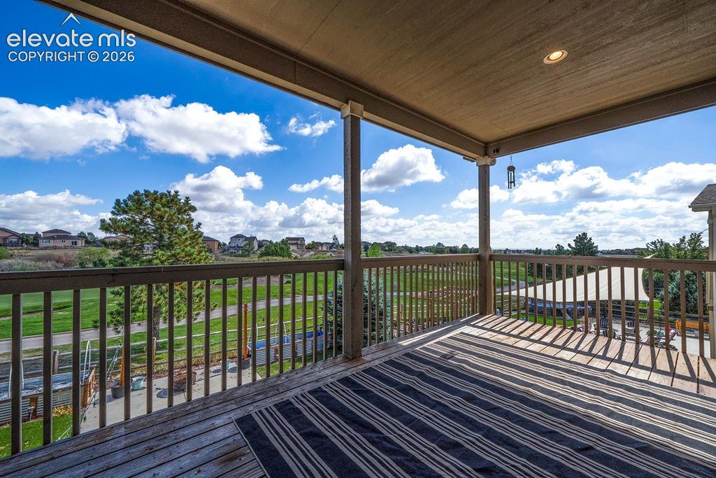 Listing photo 10 for 9725 Beryl Drive