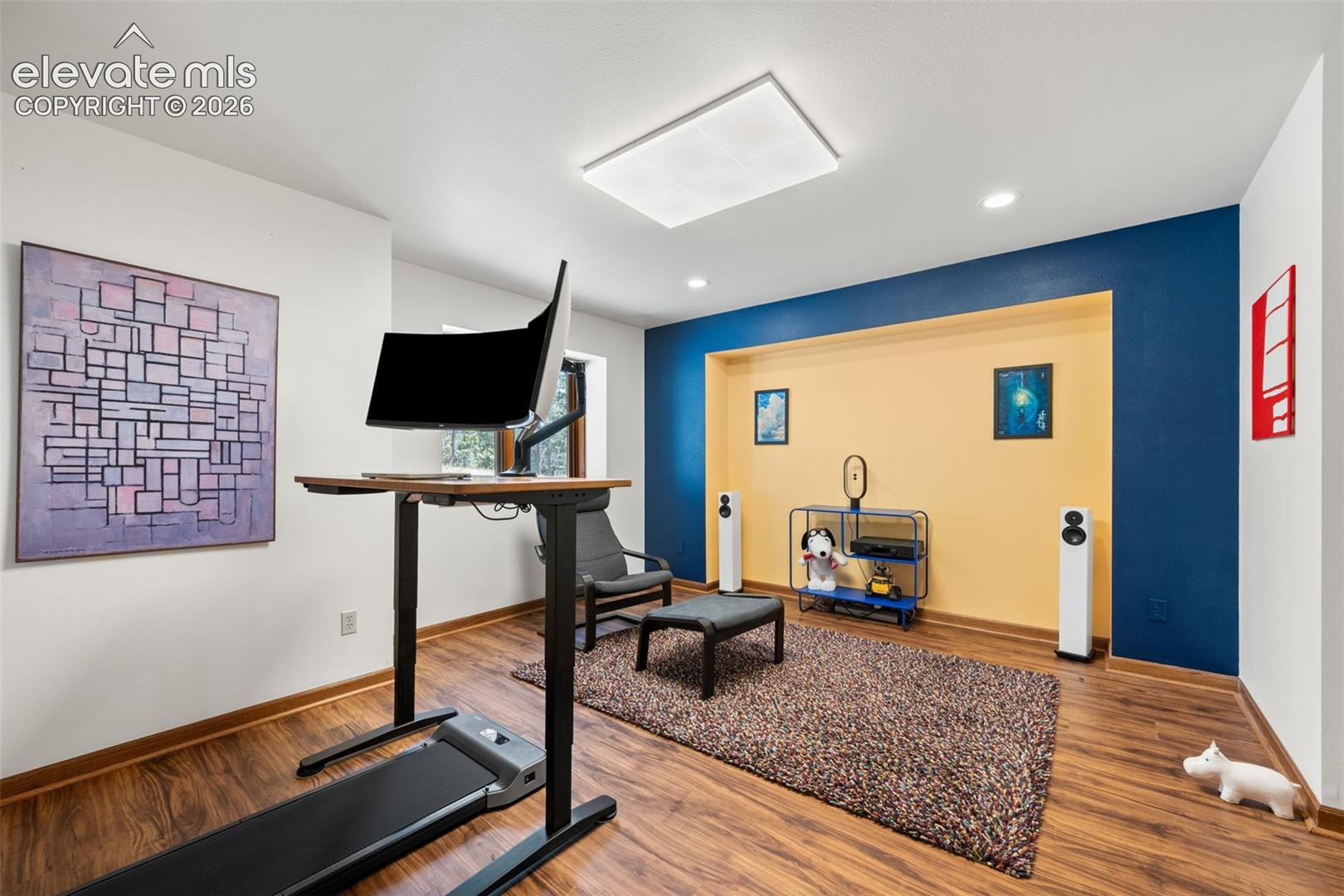 Listing photo 24 for 1675 Oakwood Drive