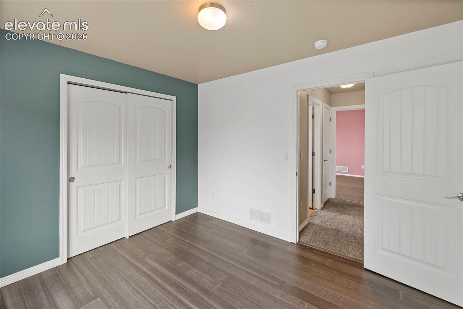Listing photo 21 for 7794 Landover Lane