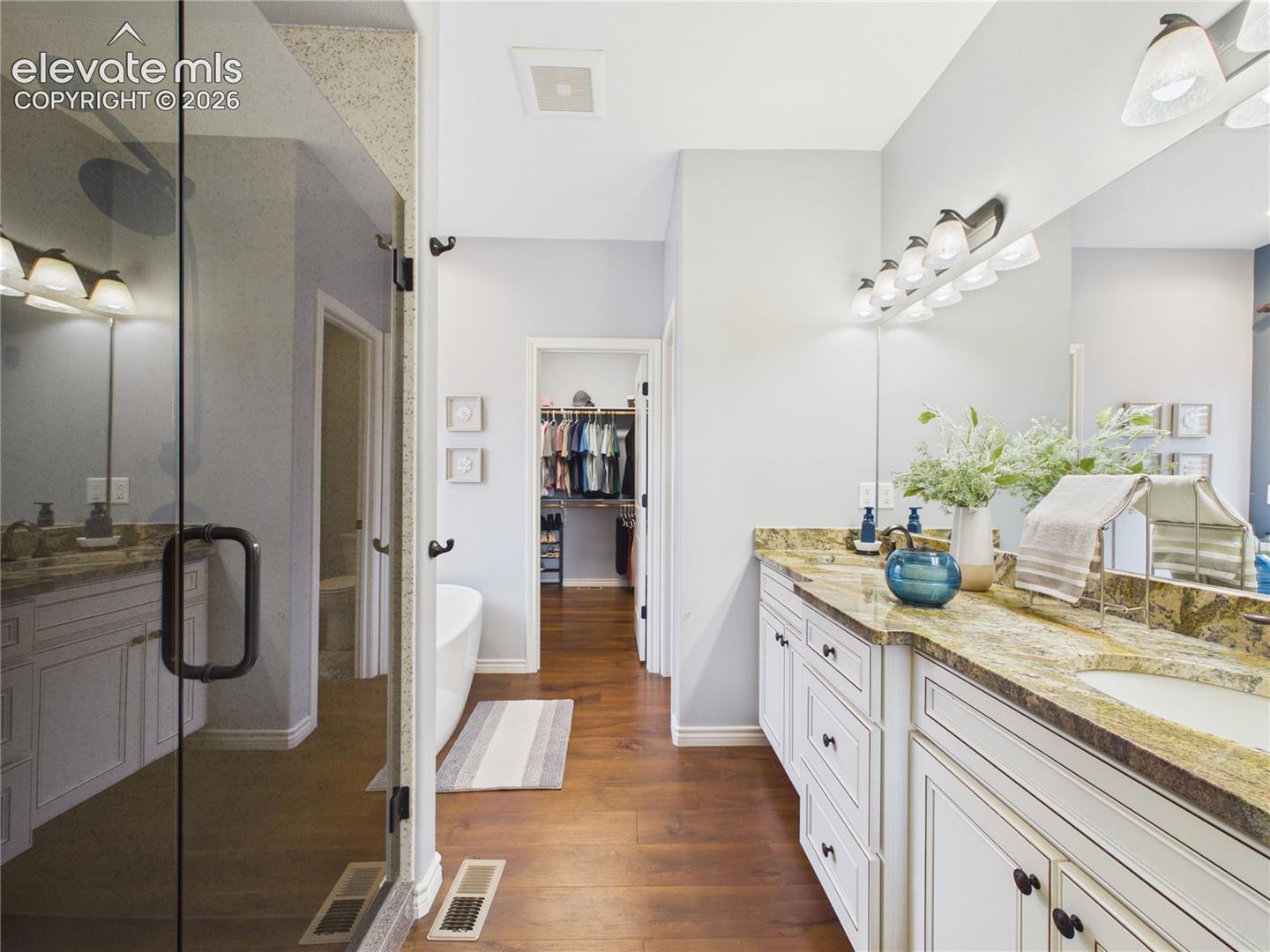 Listing photo 17 for 58 S Villa Del Sol Court