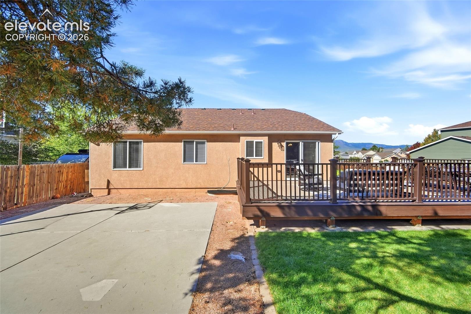 Listing photo 40 for 209 Avocet Loop