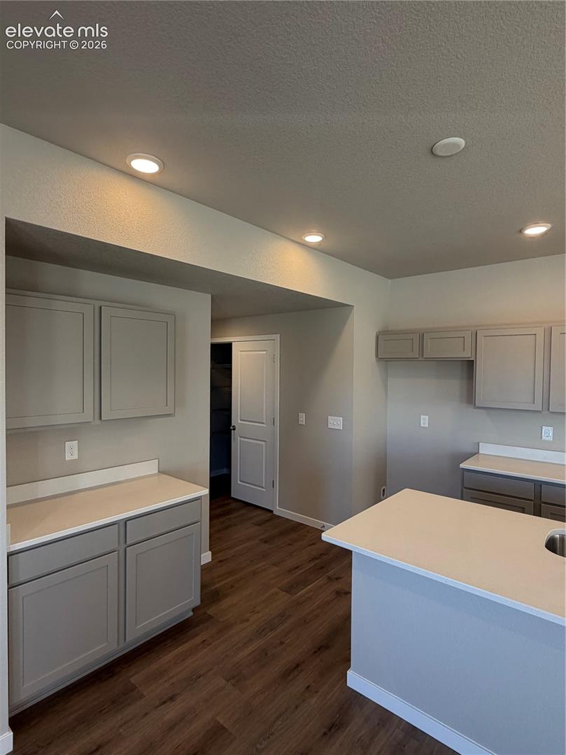 Listing photo 5 for 5320 Bolte Grove