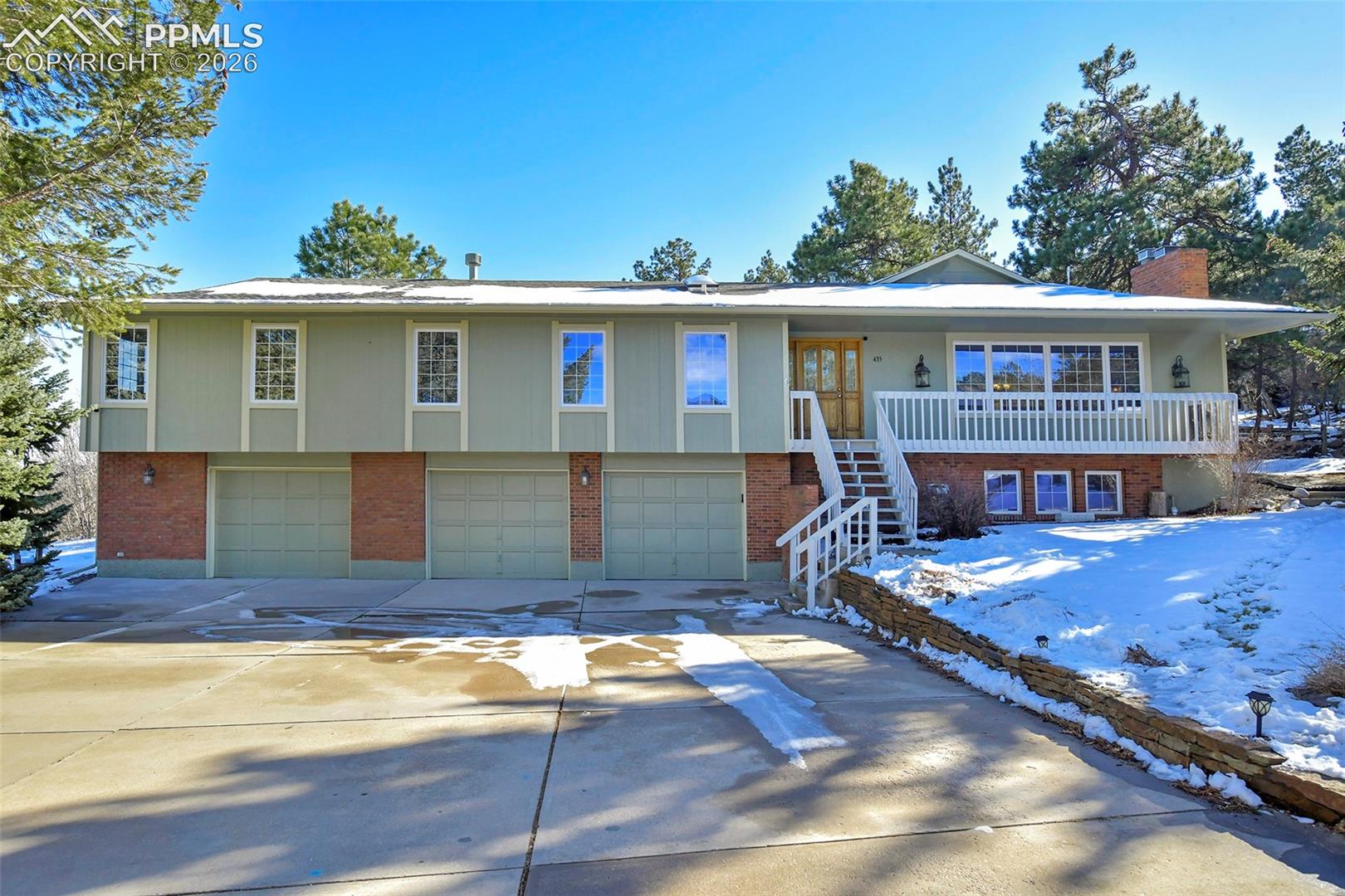 435 Woodmen Road