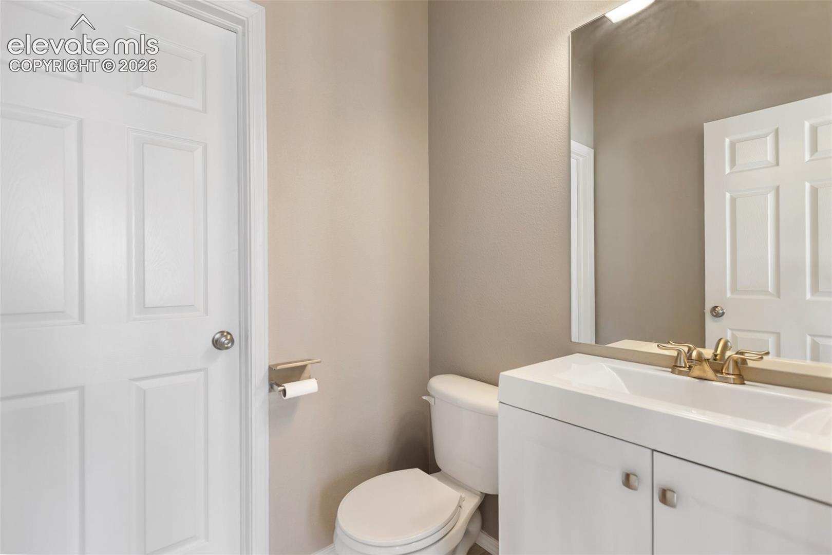 Listing photo 17 for 671 Misty Pines Circle
